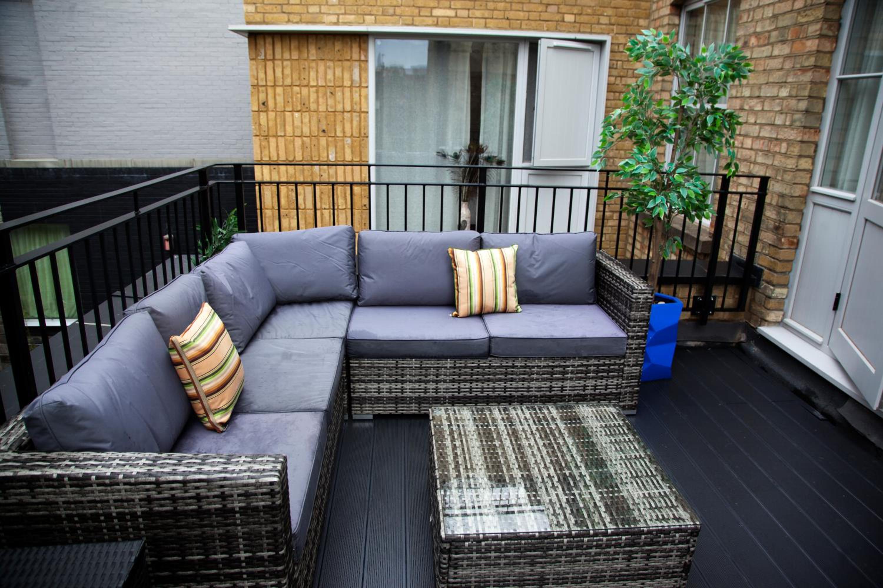 Apartment with Terrace photo 3