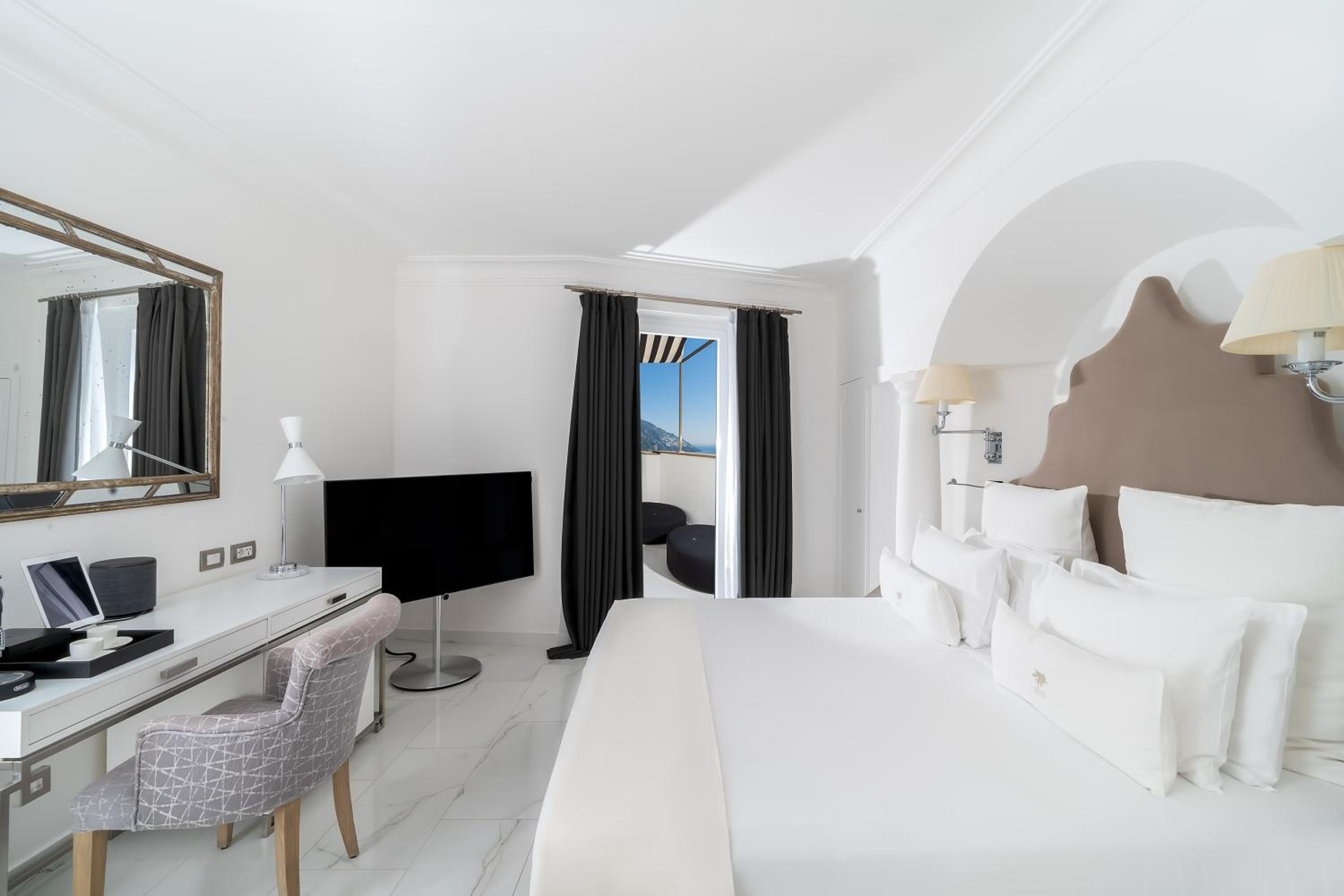 Double Room with Terrace - Photo 7