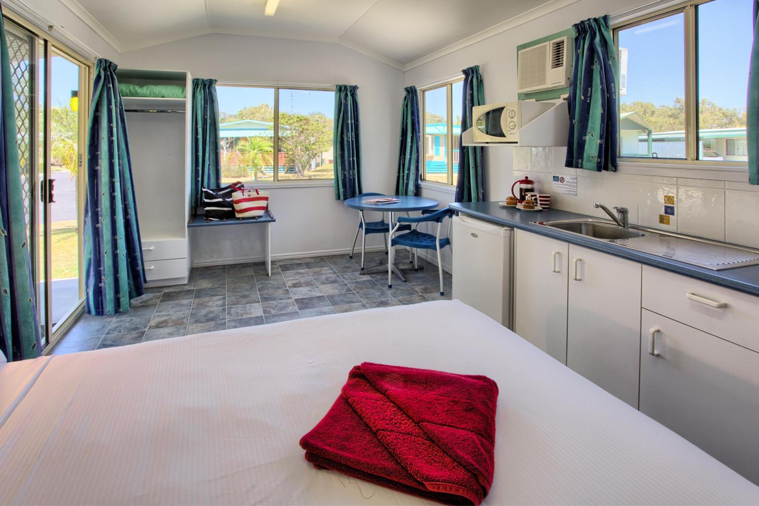 Spa Cabin - Photo 7