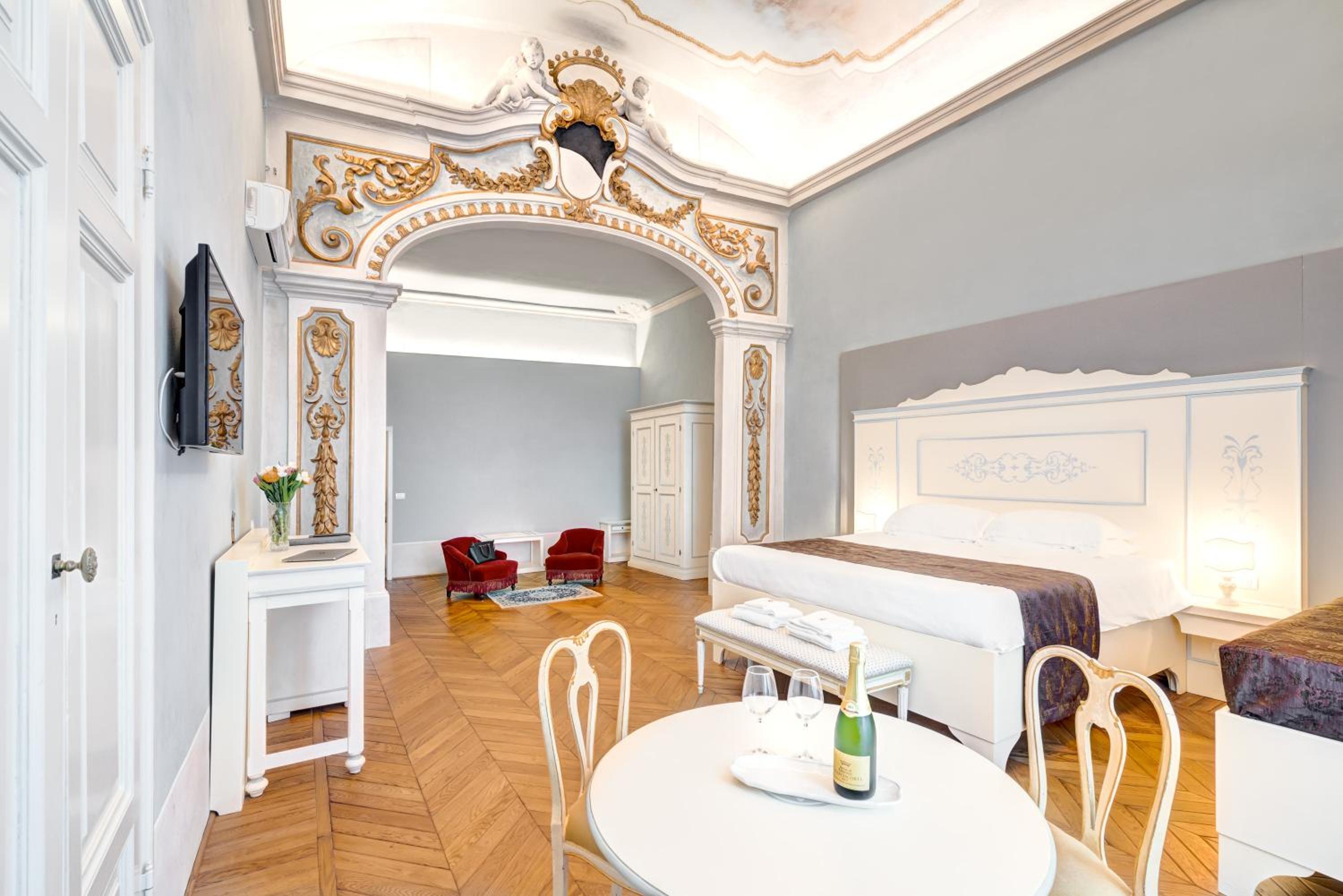 Junior Suite with Garden View photo 1