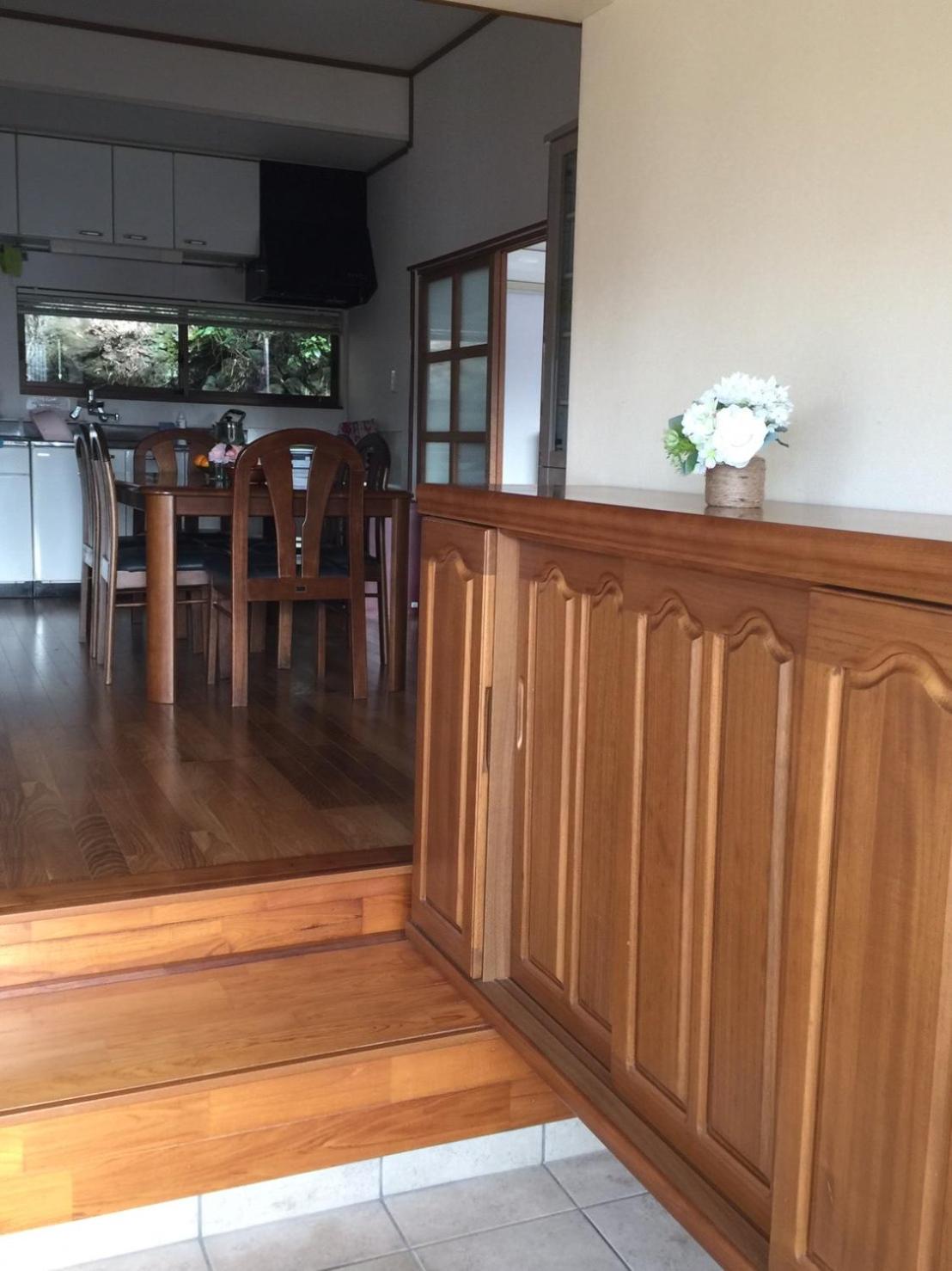 Three-Bedroom House - Photo 9