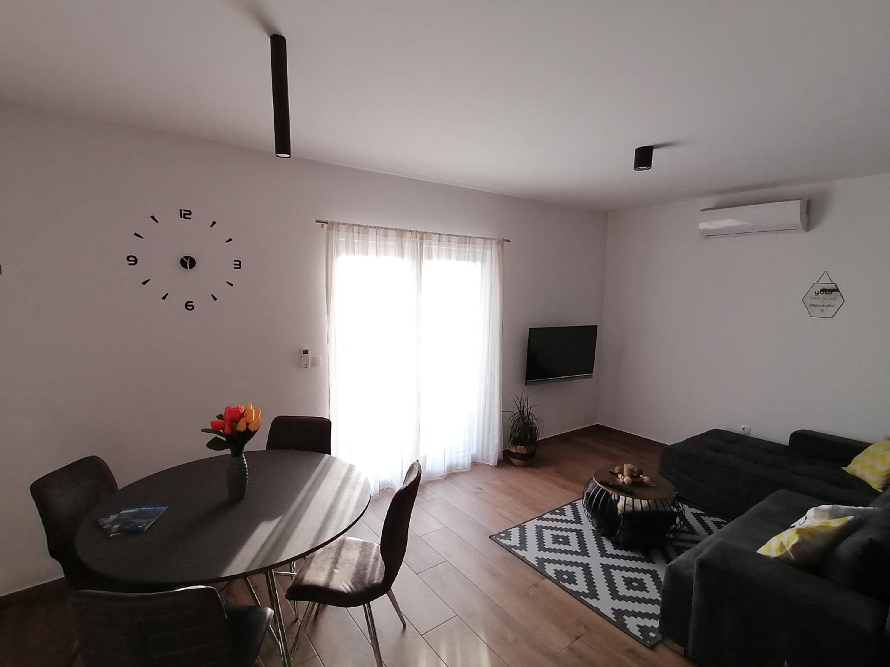 Apartment with Sea View