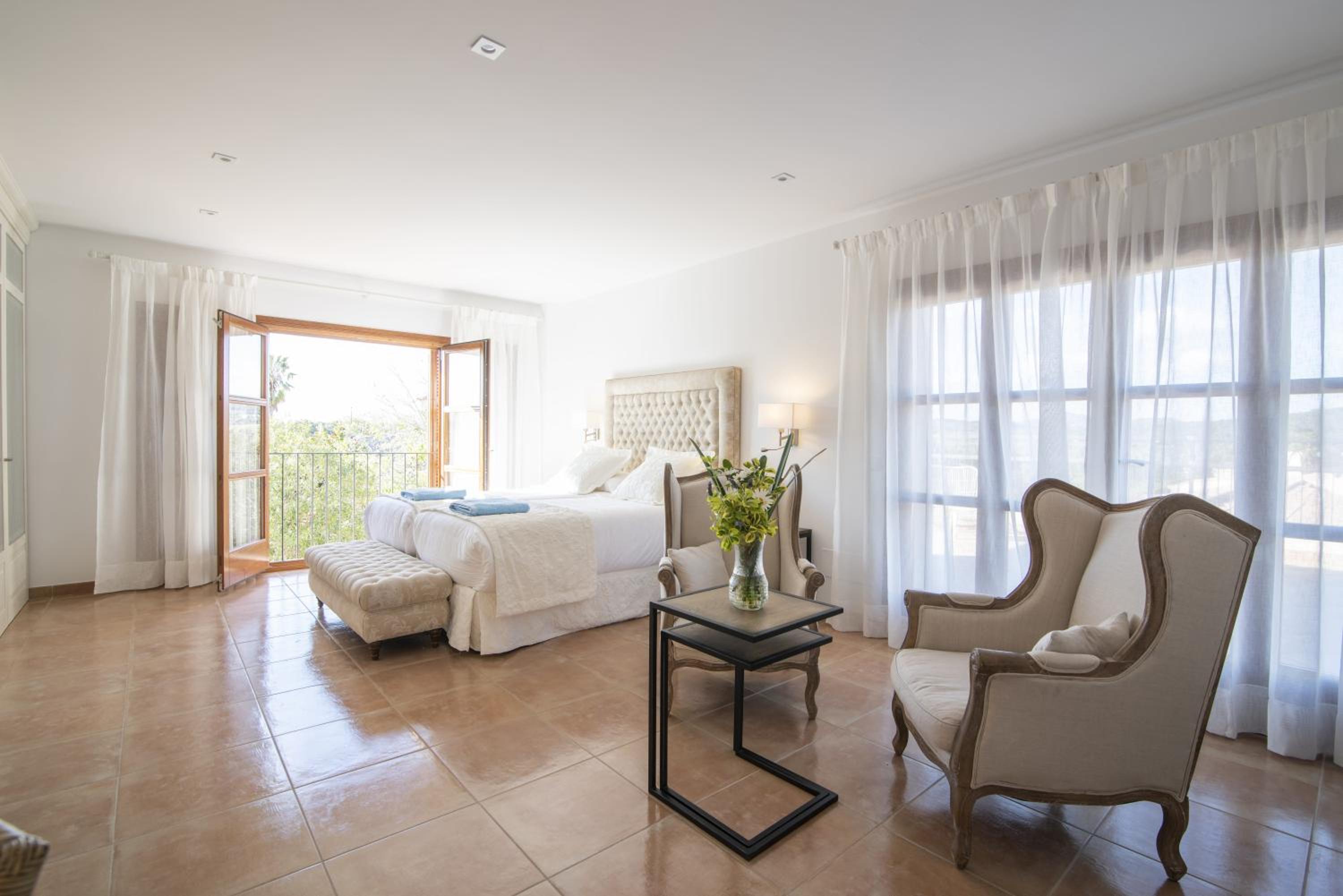 Suite con terraza y vistas a la montaña - Acceso al spa