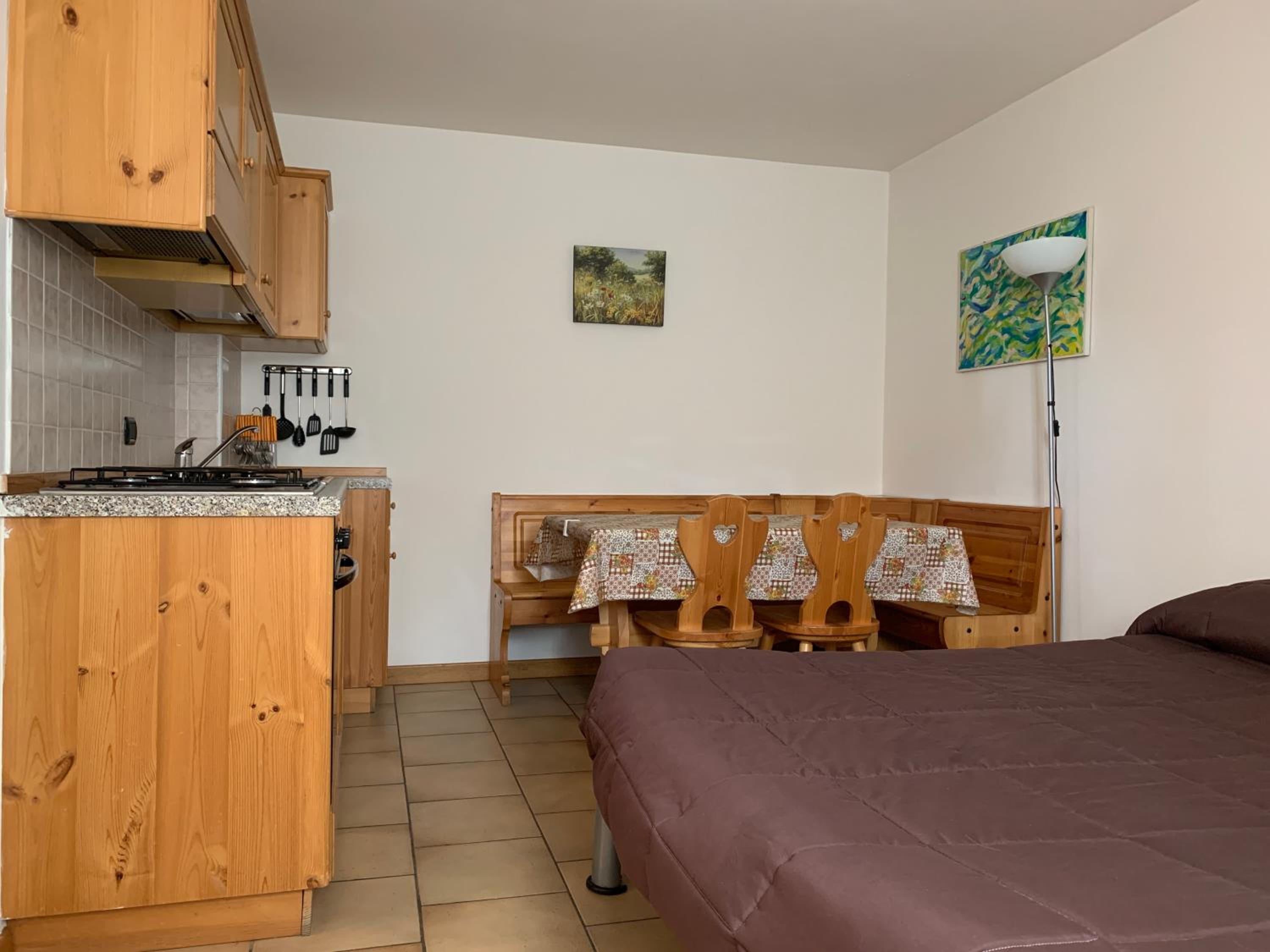 One-Bedroom Apartment