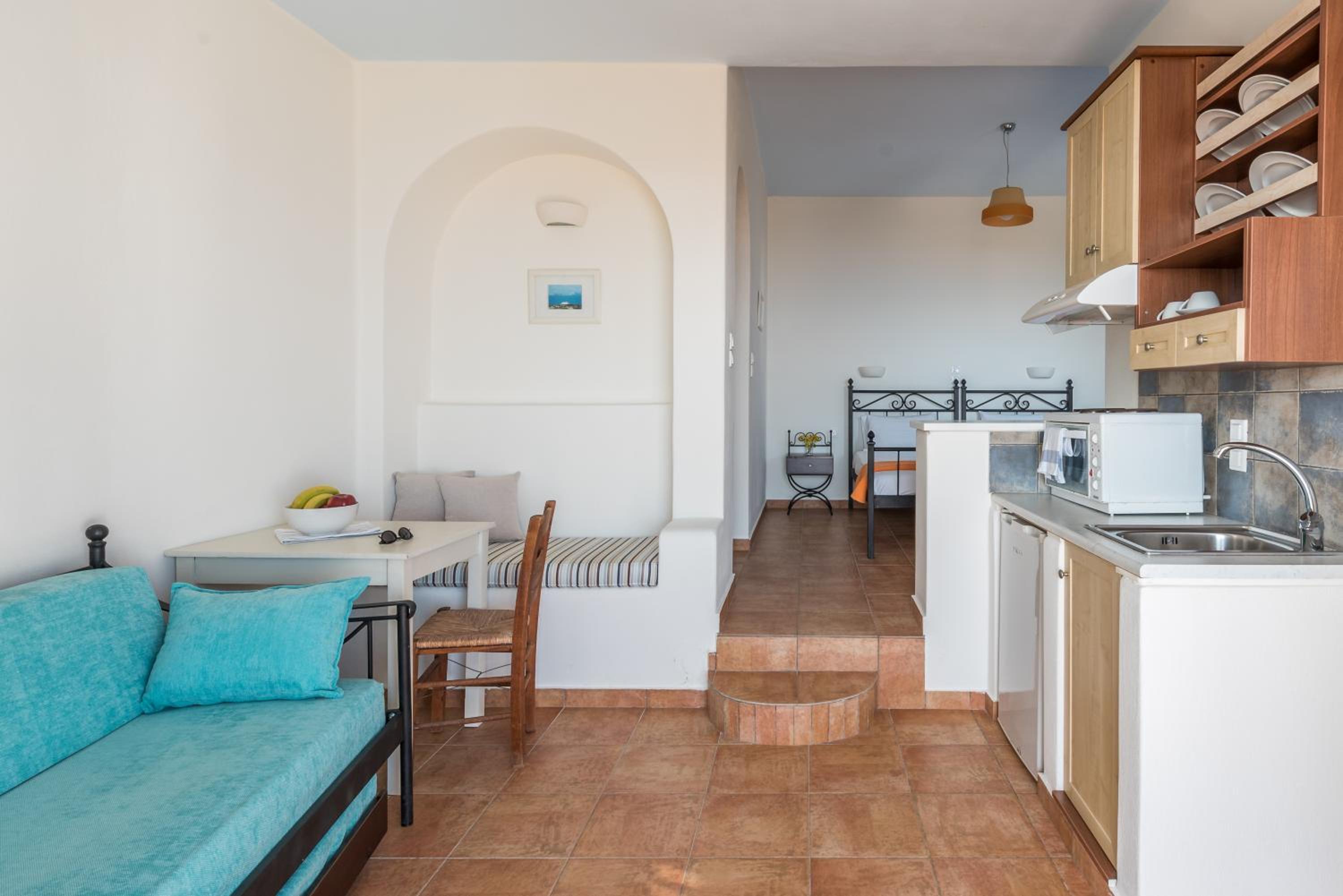 Studio Apartment with Sea View photo 3
