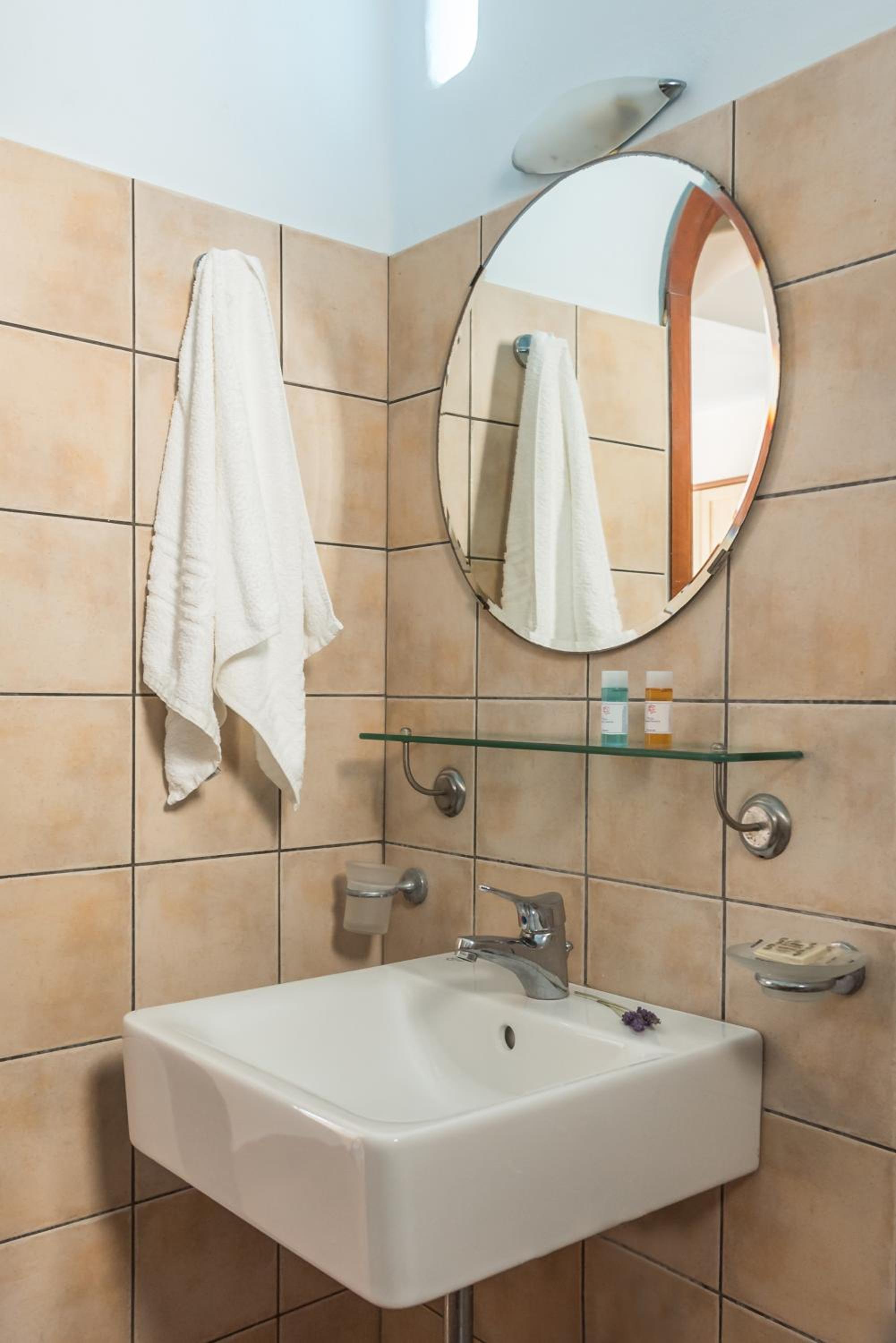 Studio Apartment with Sea View photo 2
