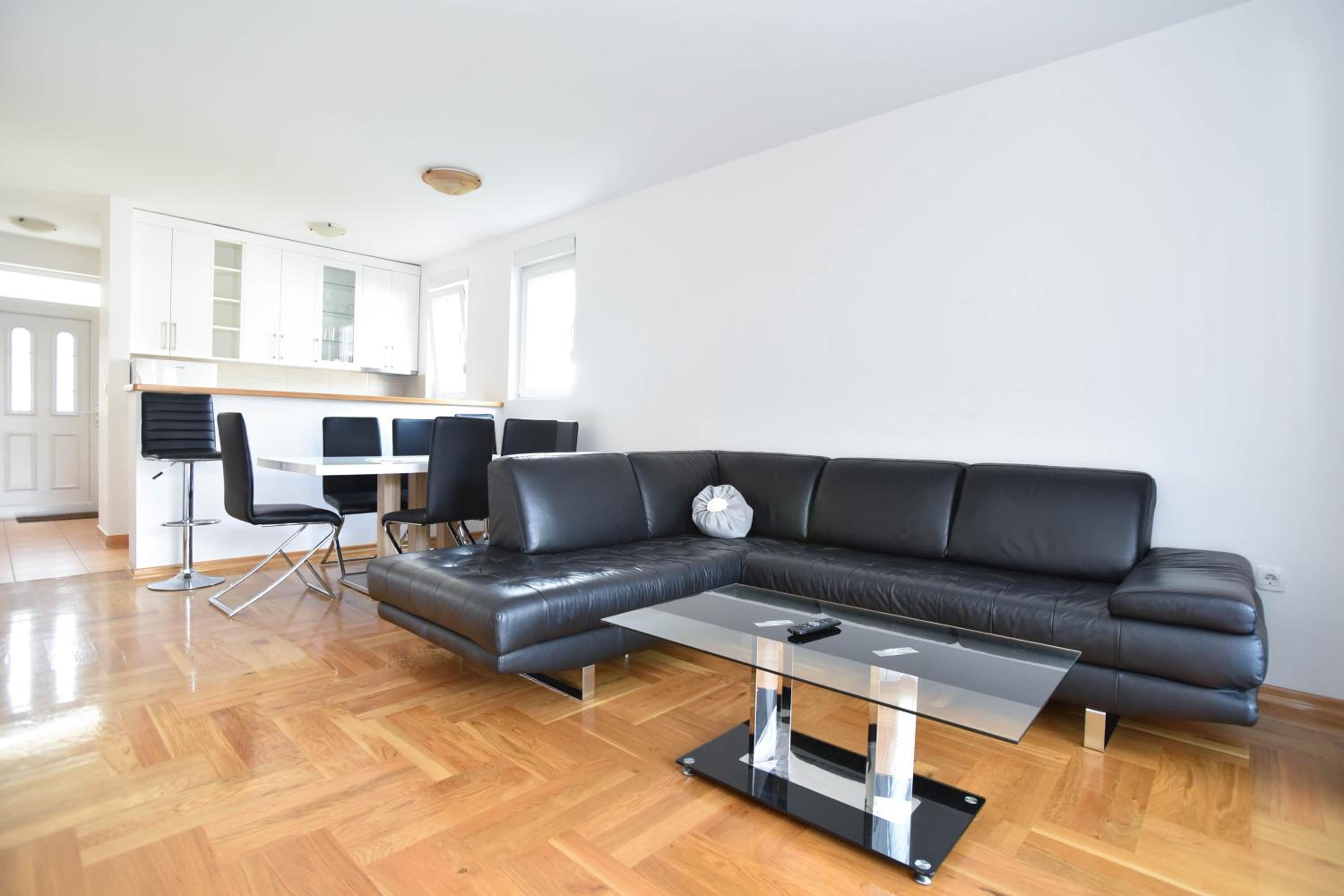 Luxury Two-Bedroom Apartment - First Floor