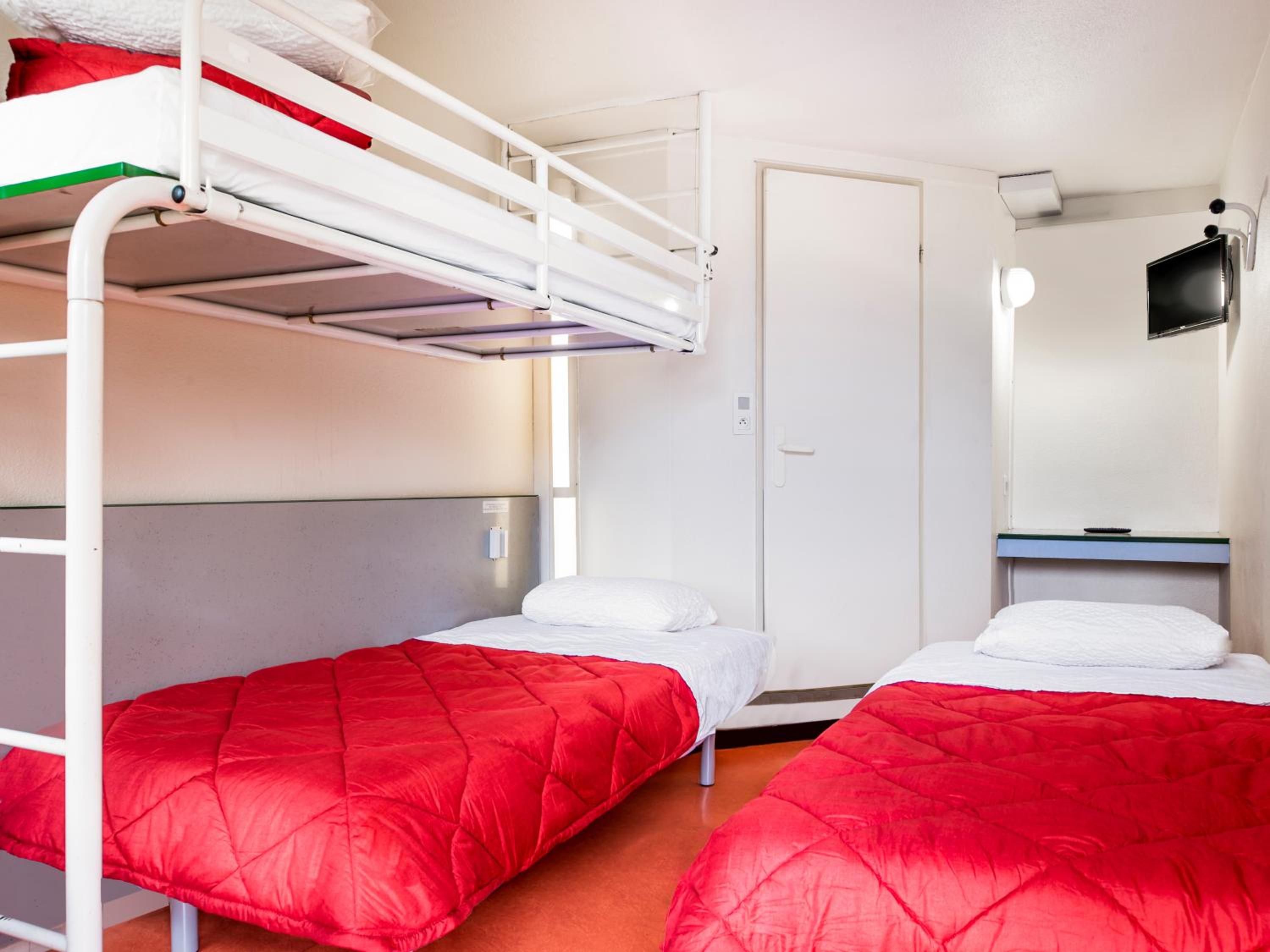 Standard Room - 3 Single Beds - Photo 4
