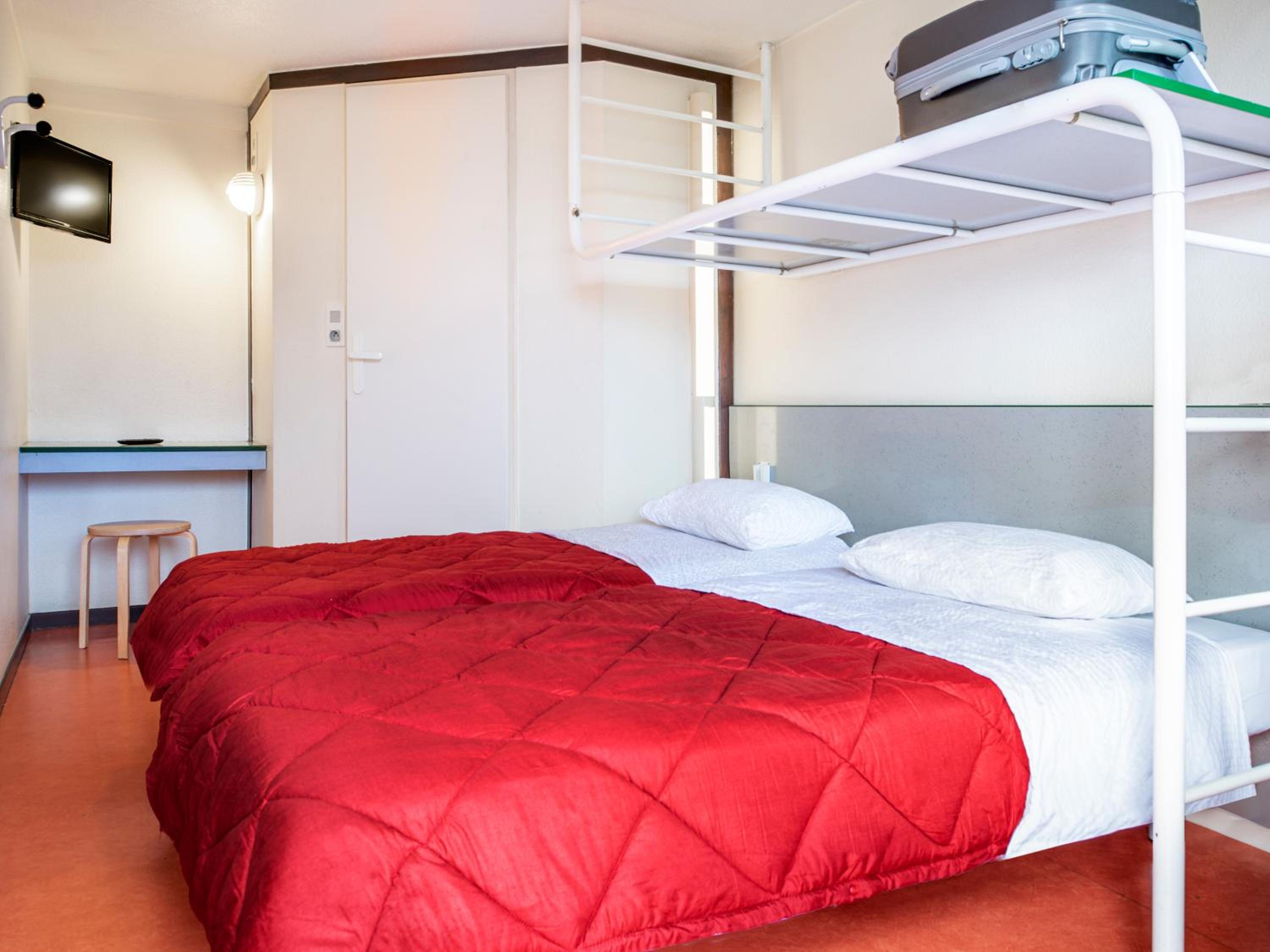 Standard Room - 2 Single Beds - Photo 4