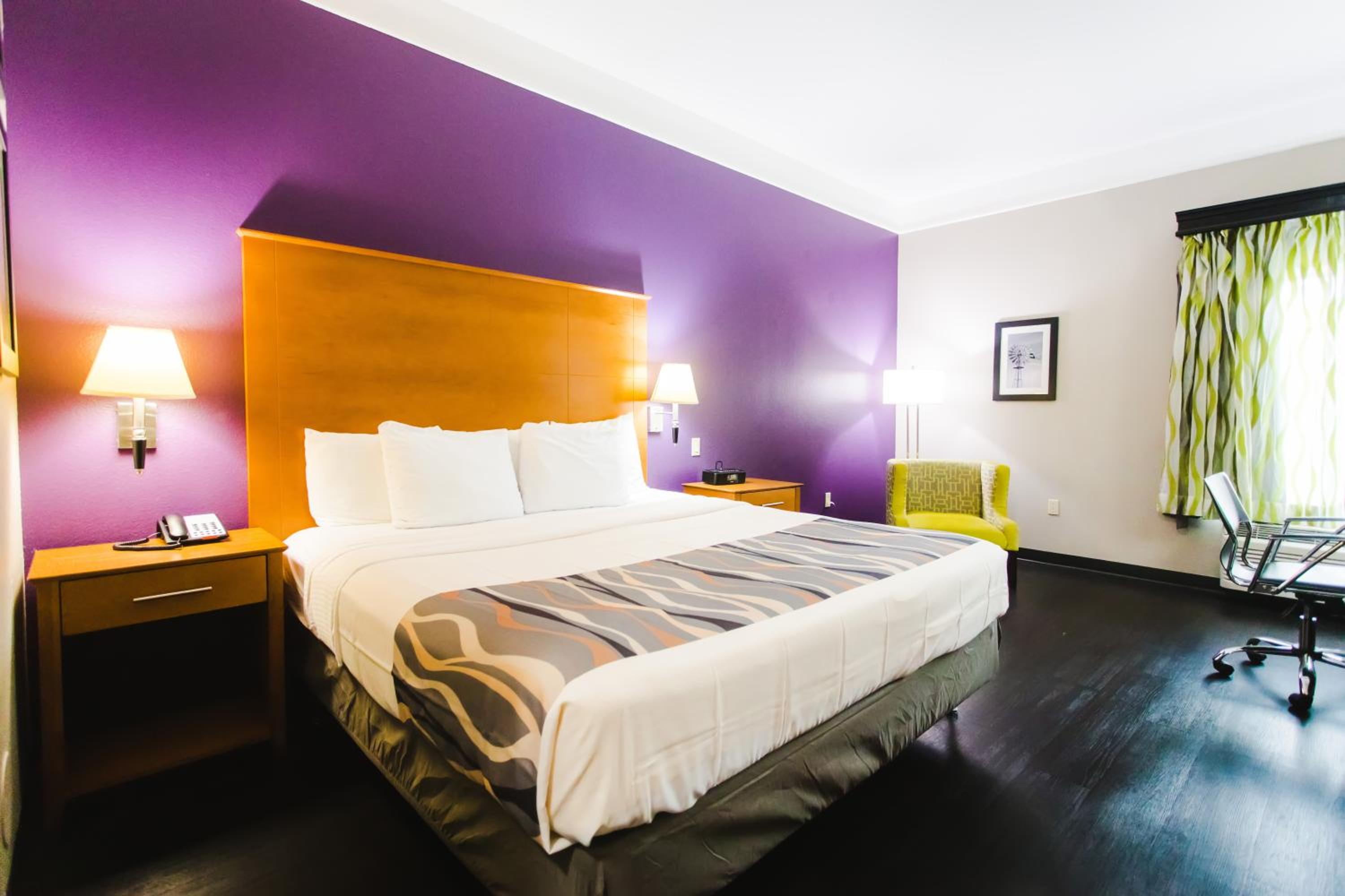 Standard King Bed - Photo 2