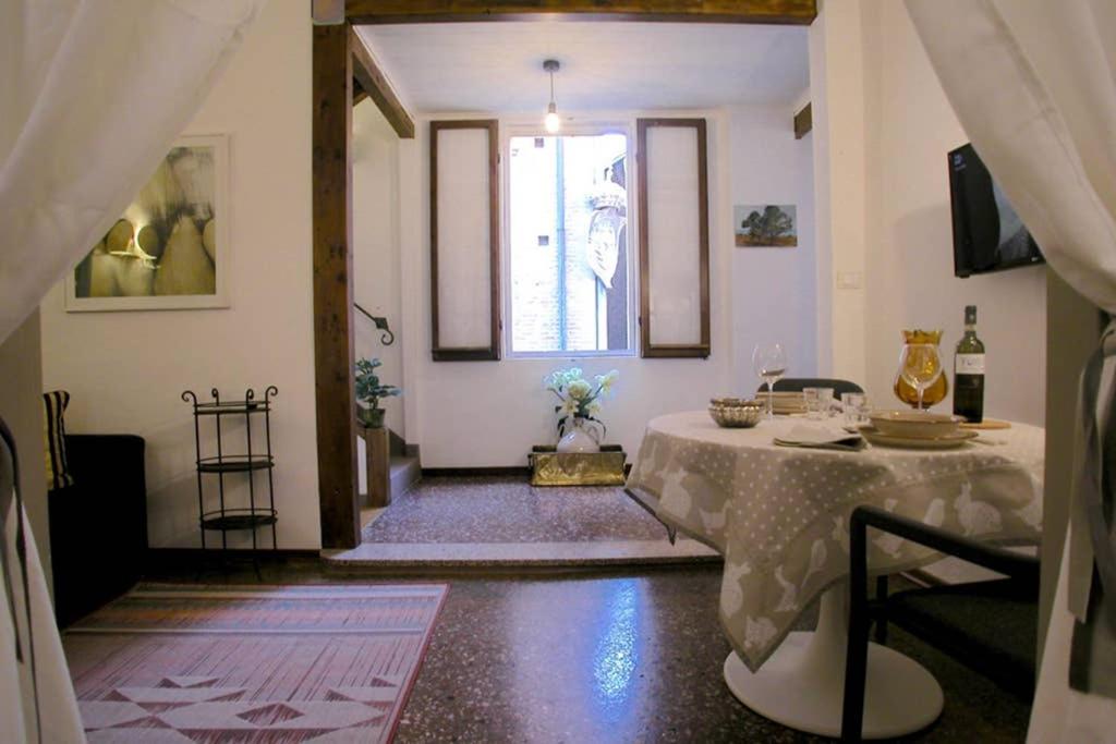 One-Bedroom Apartment - Photo 18
