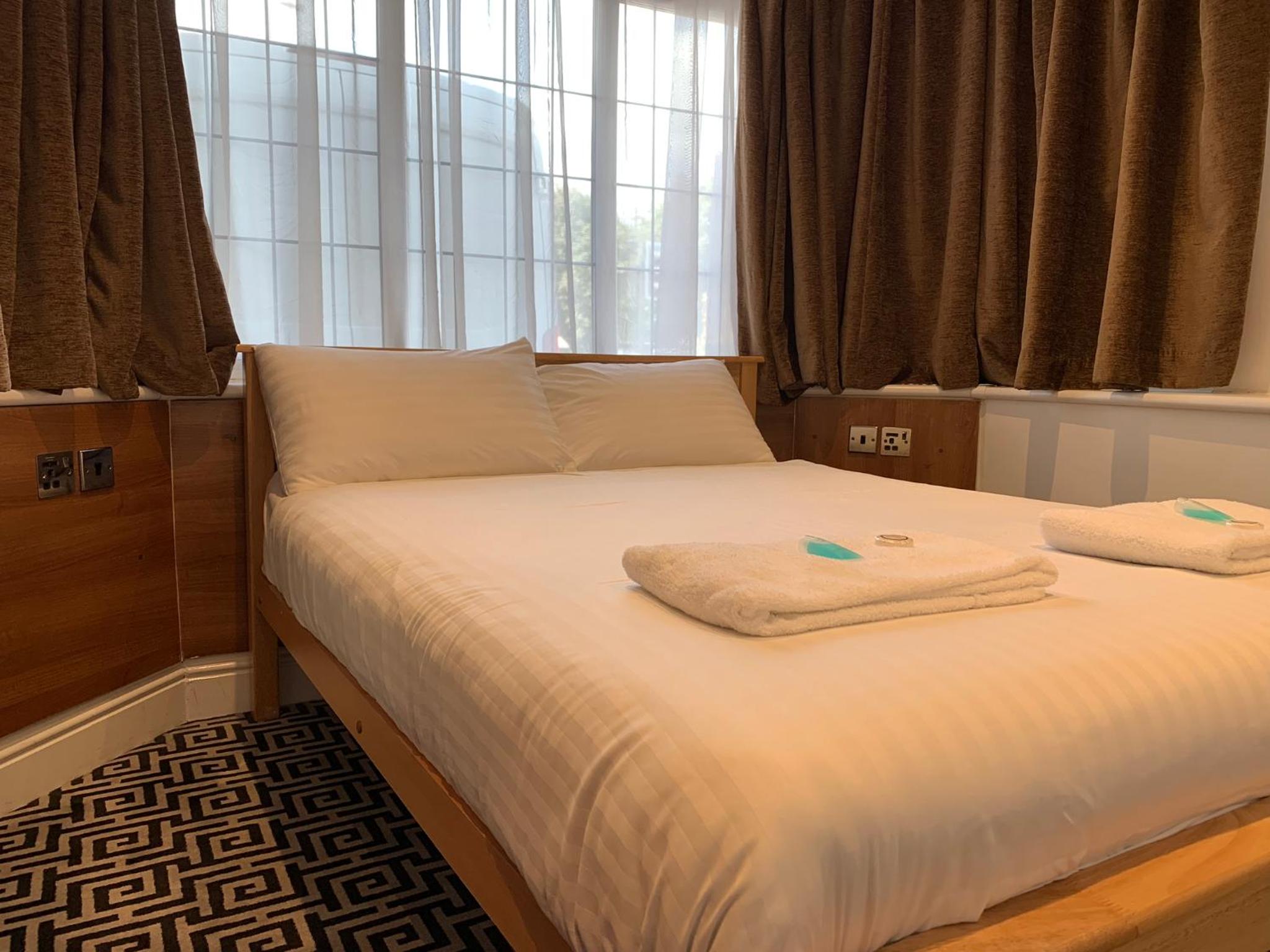 Double Room - Photo 3