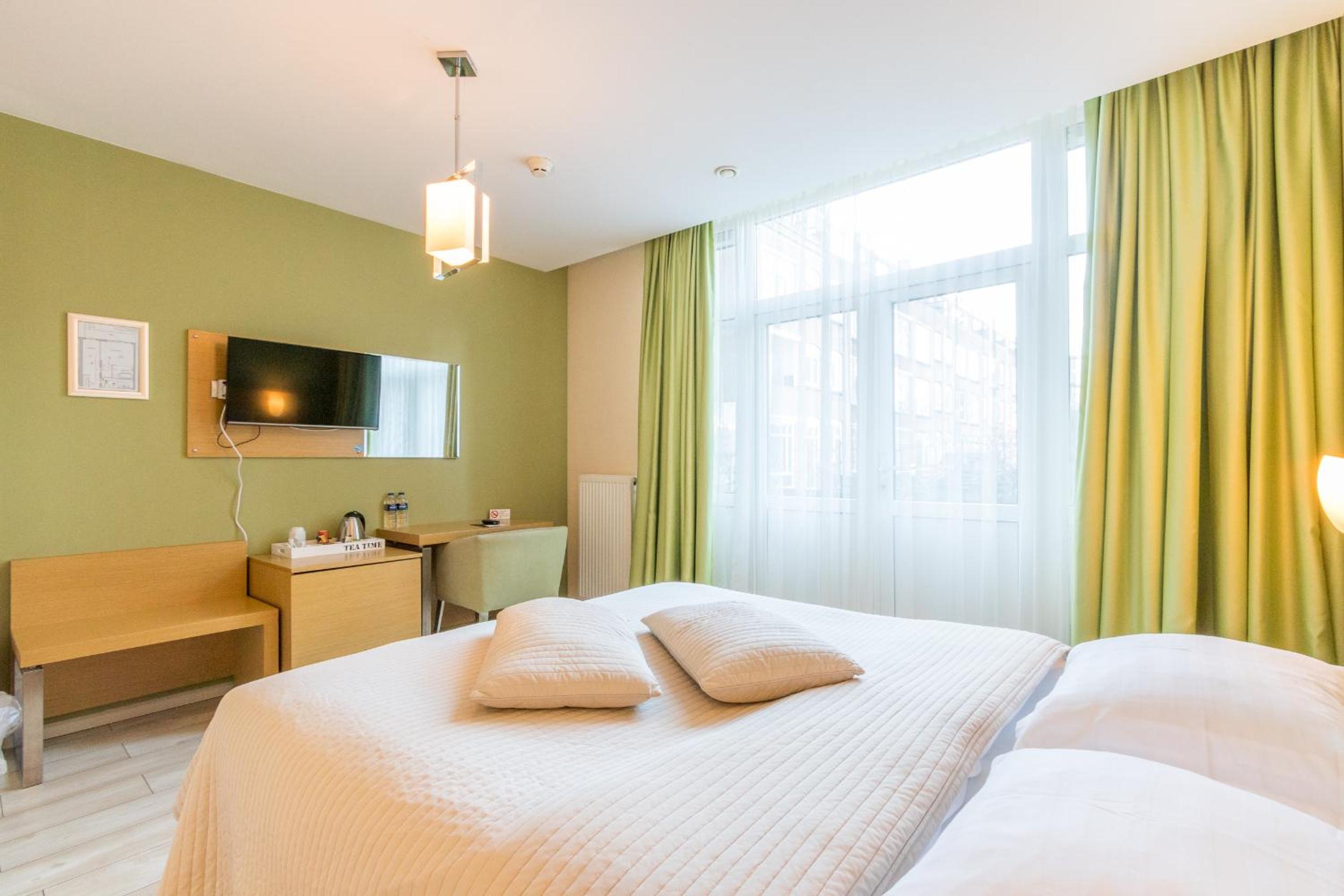 Deluxe Double Room - Photo 1