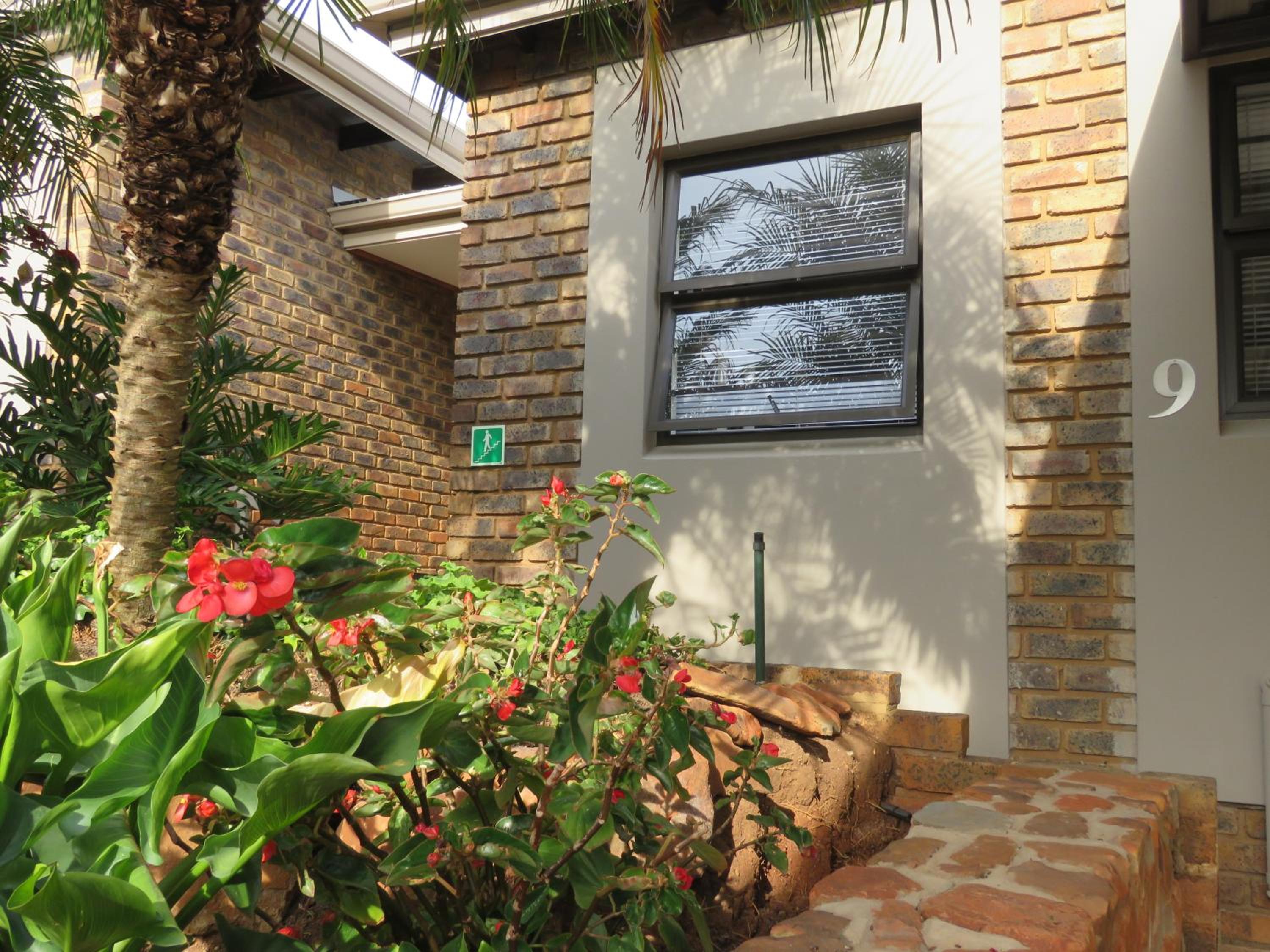Apartment - Photo 8