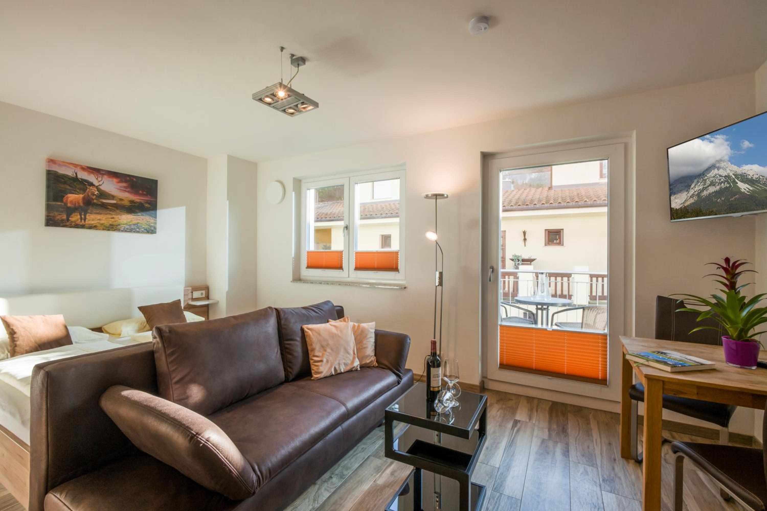 Studio Apartment photo 1