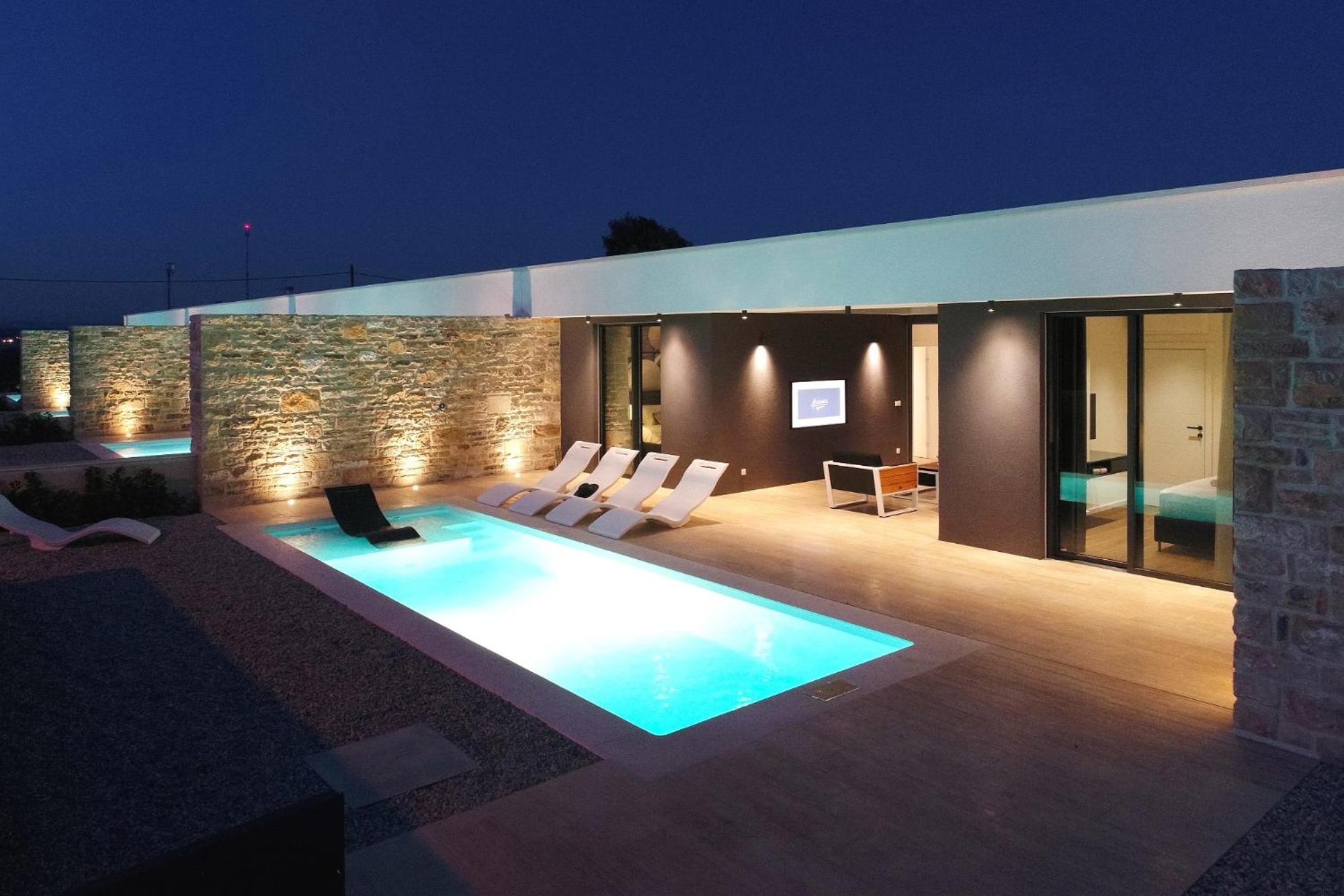 Three-Bedroom Villa photo 2
