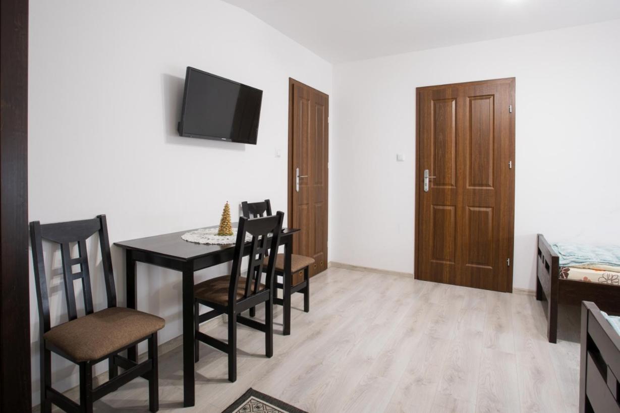 Triple Room - Photo 10