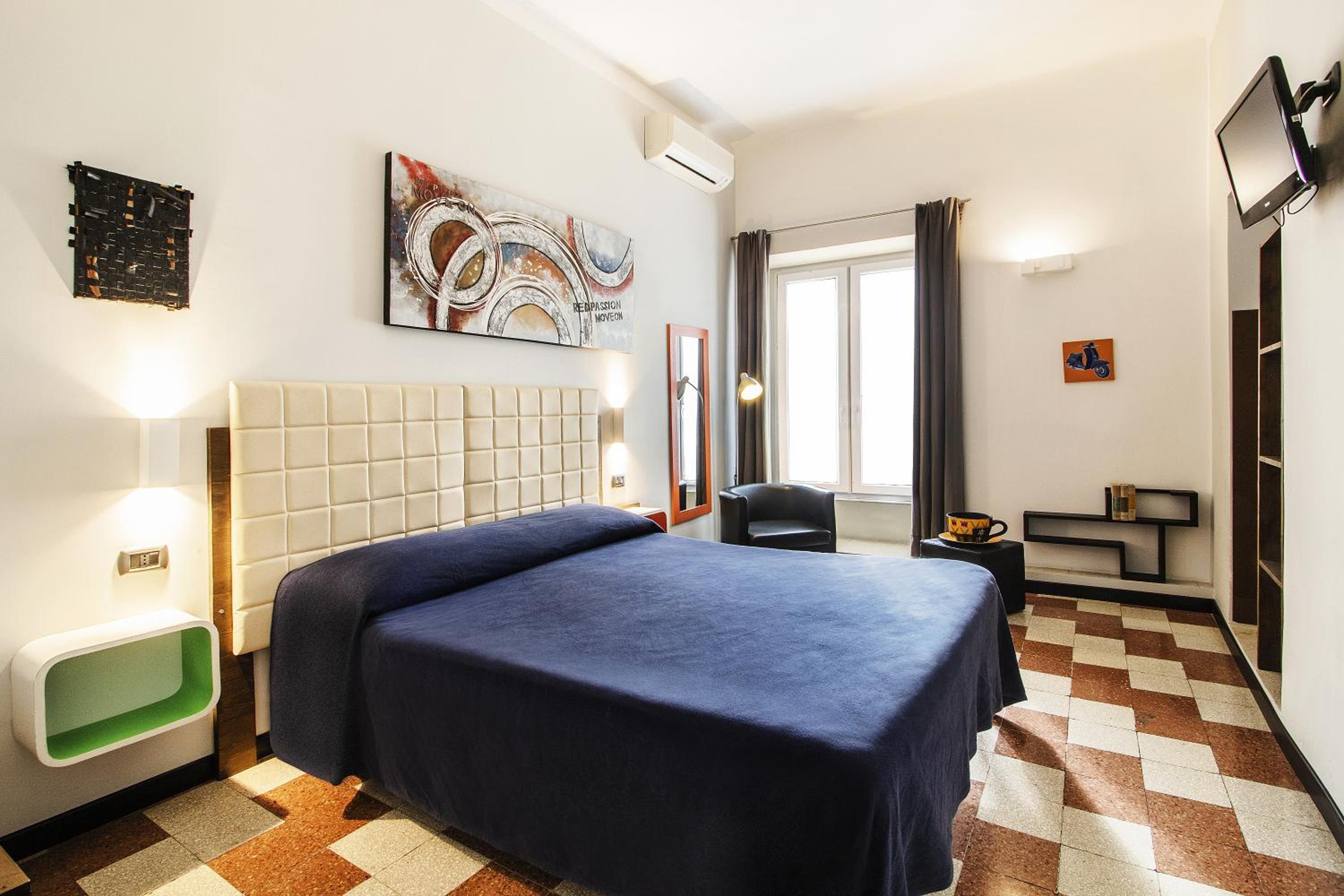 Double or Twin Room with Private External Bathroom photo 1