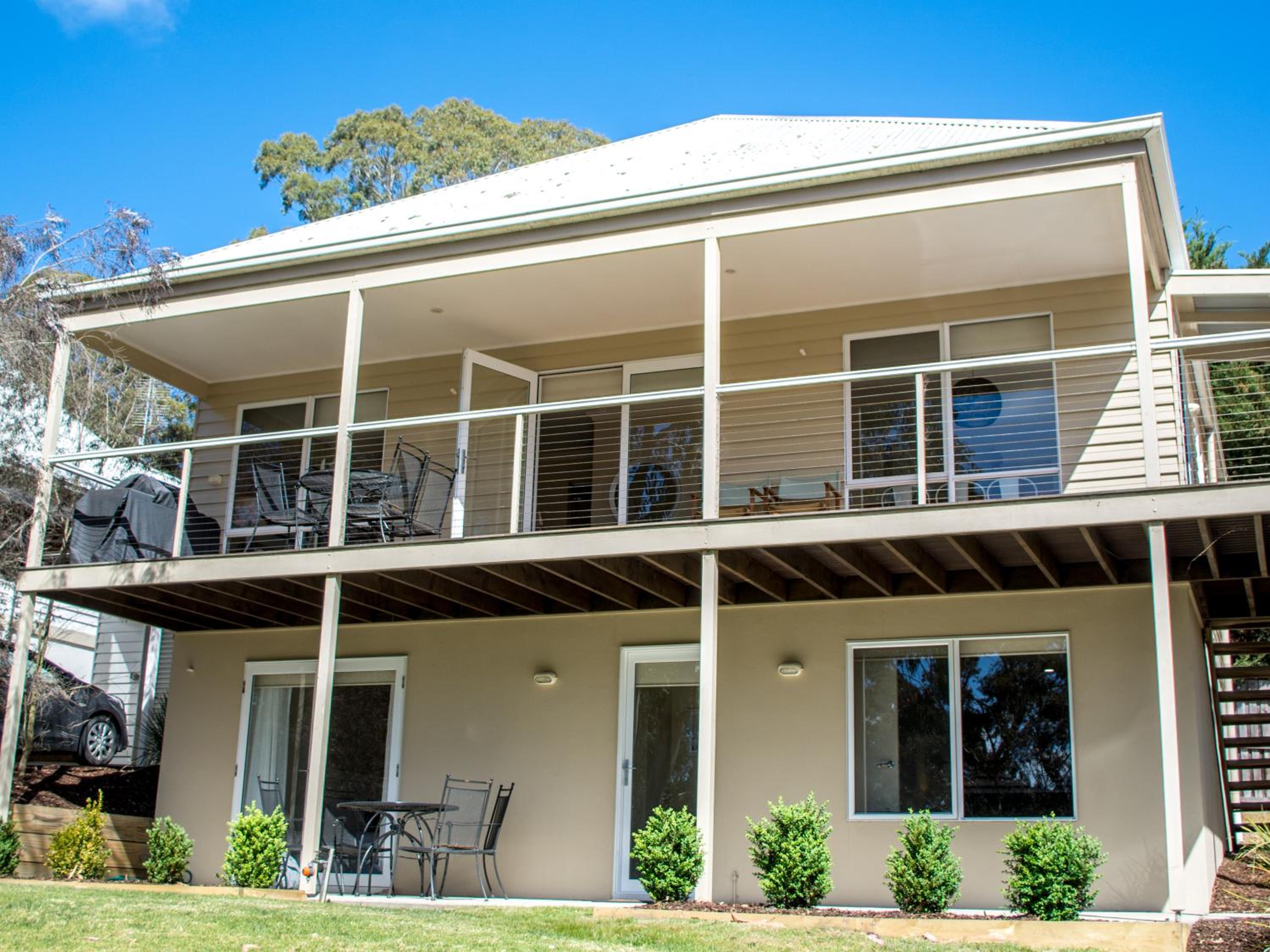 Three-Bedroom Villa photo 2