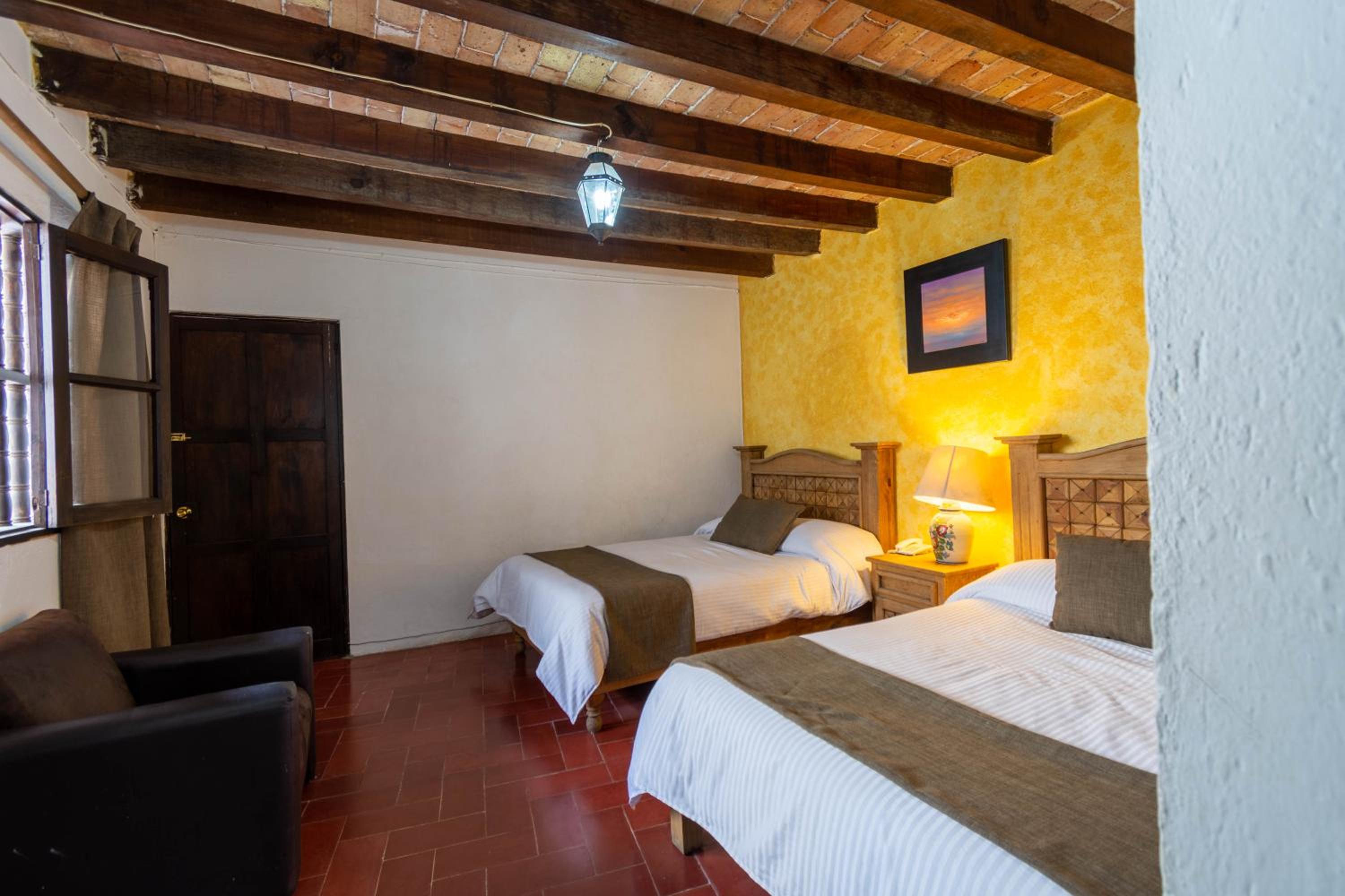 Double Room With Two Double Beds photo 3