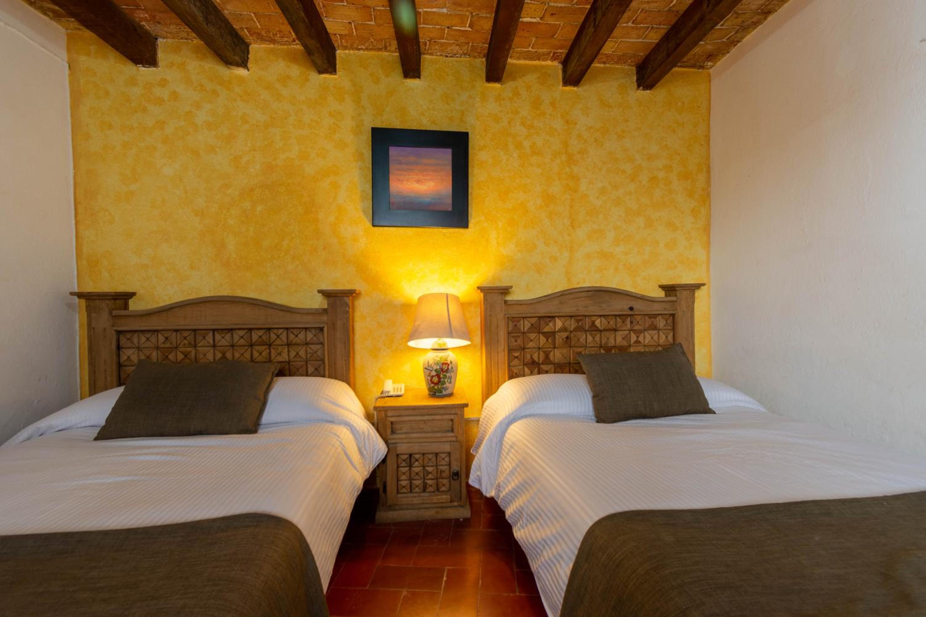 Double Room With Two Double Beds photo 2