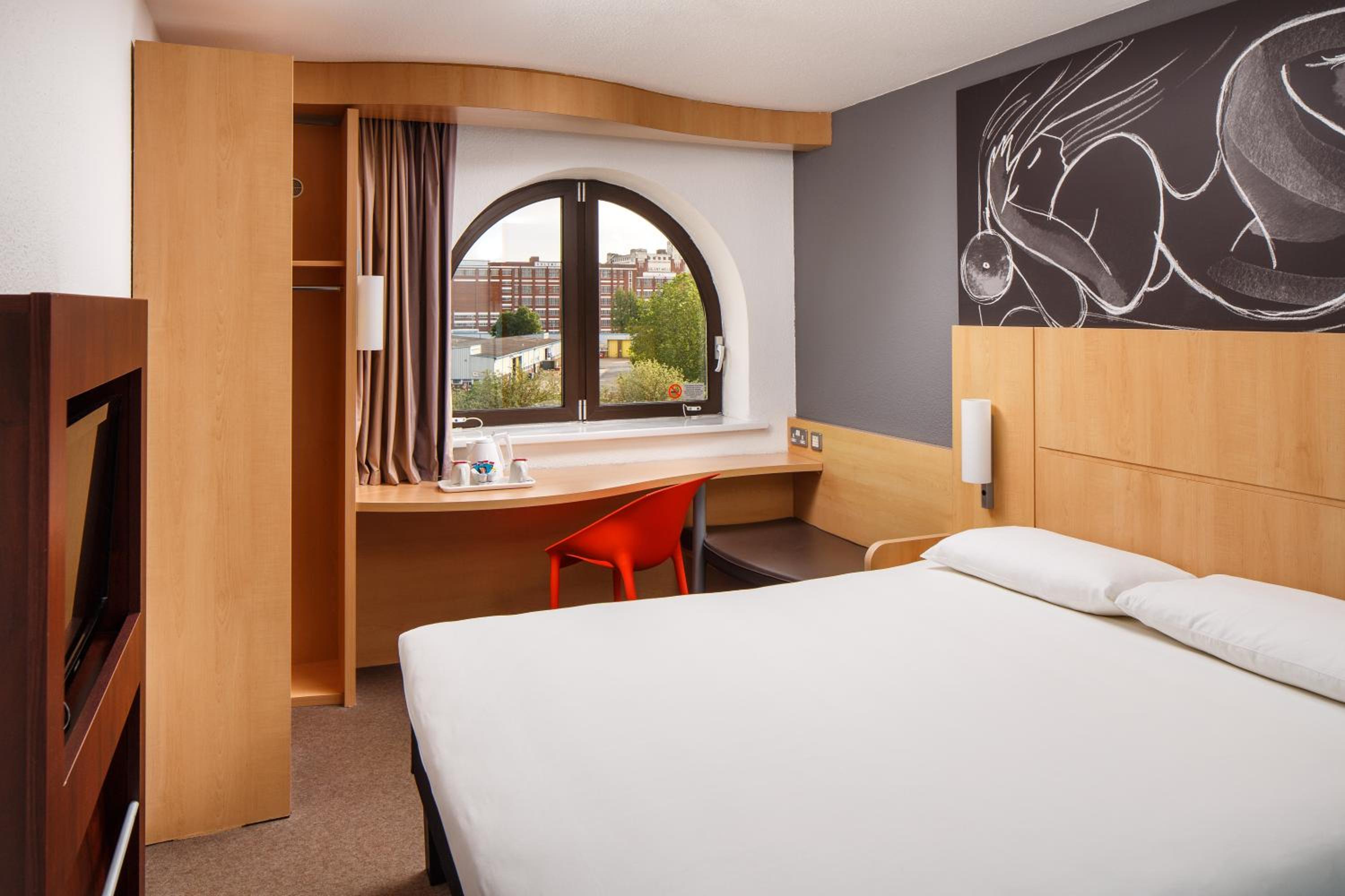 Double Room - Photo 5