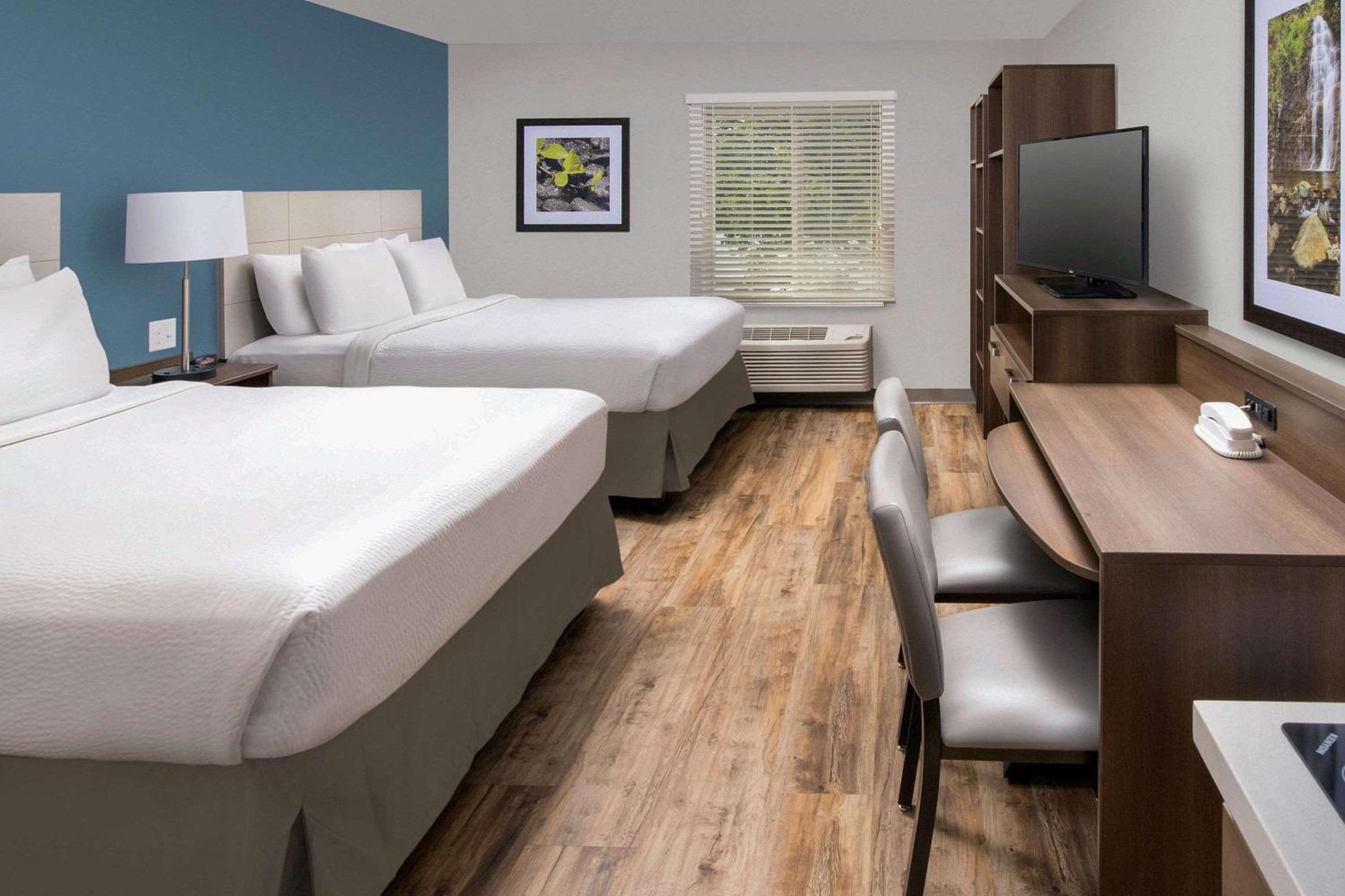 Queen Room with Two Queen Beds - Accessible/Non-Smoking  photo 1
