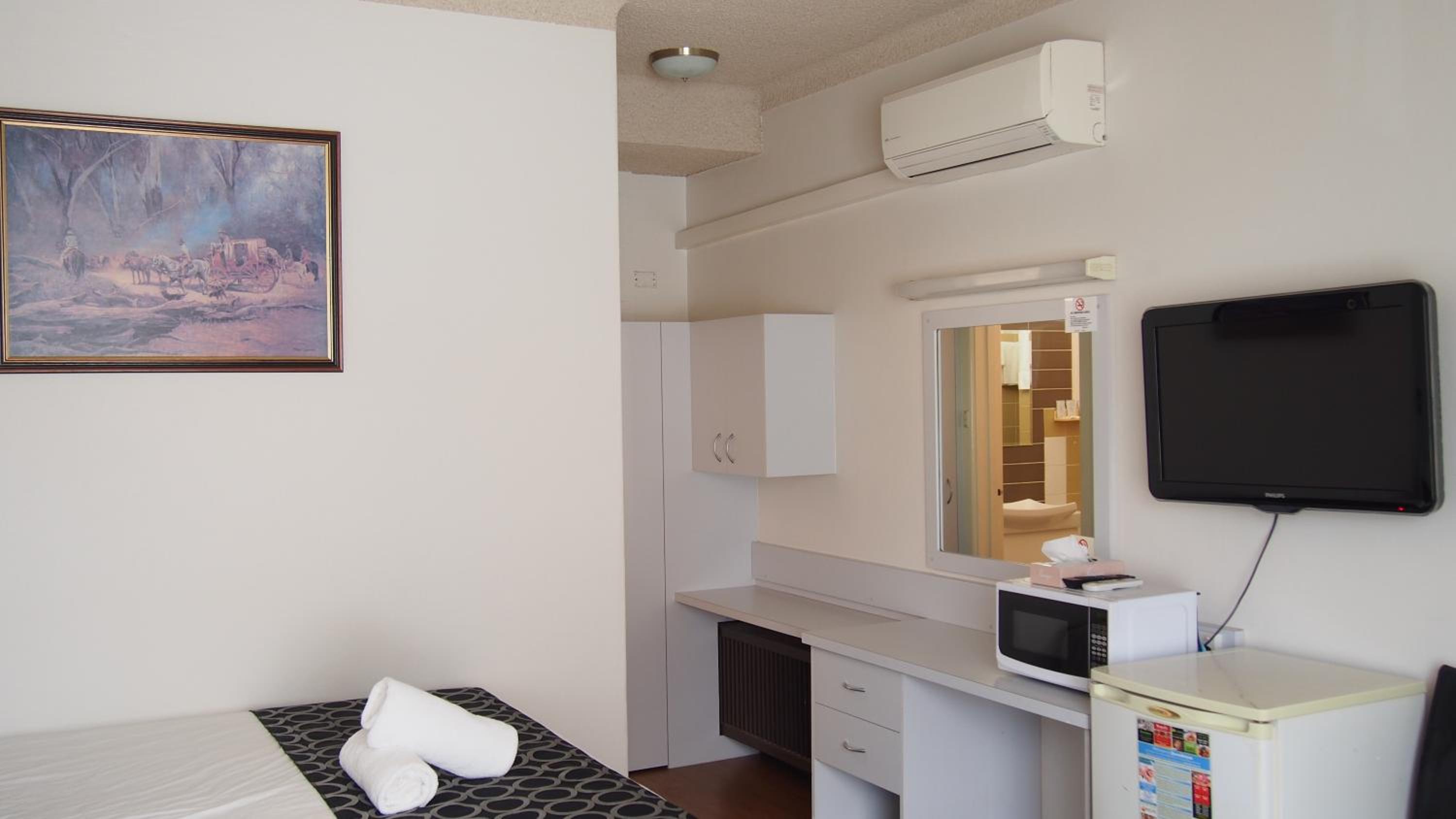 King Room with Additional Bed  photo 1