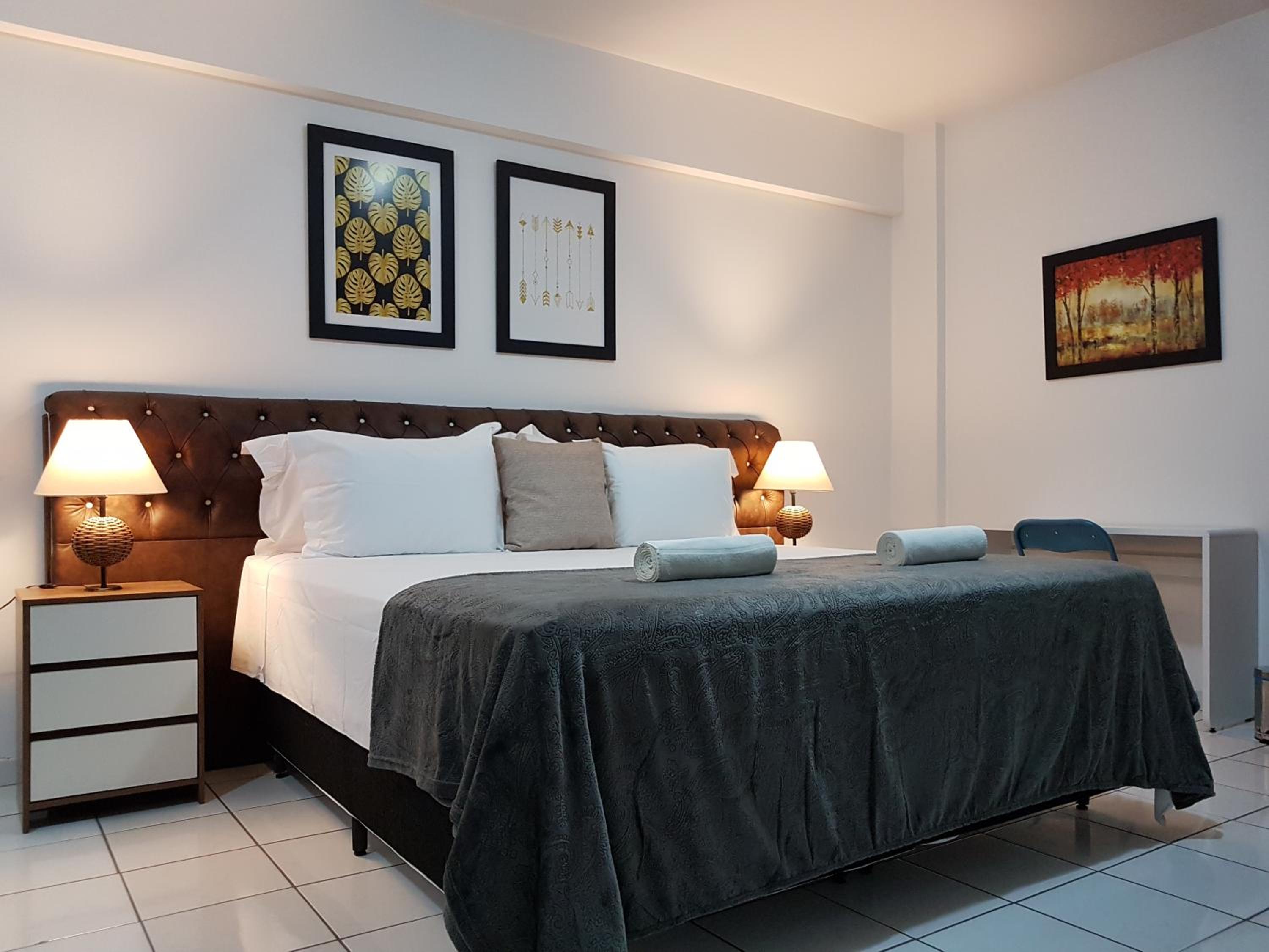 Deluxe King Suite