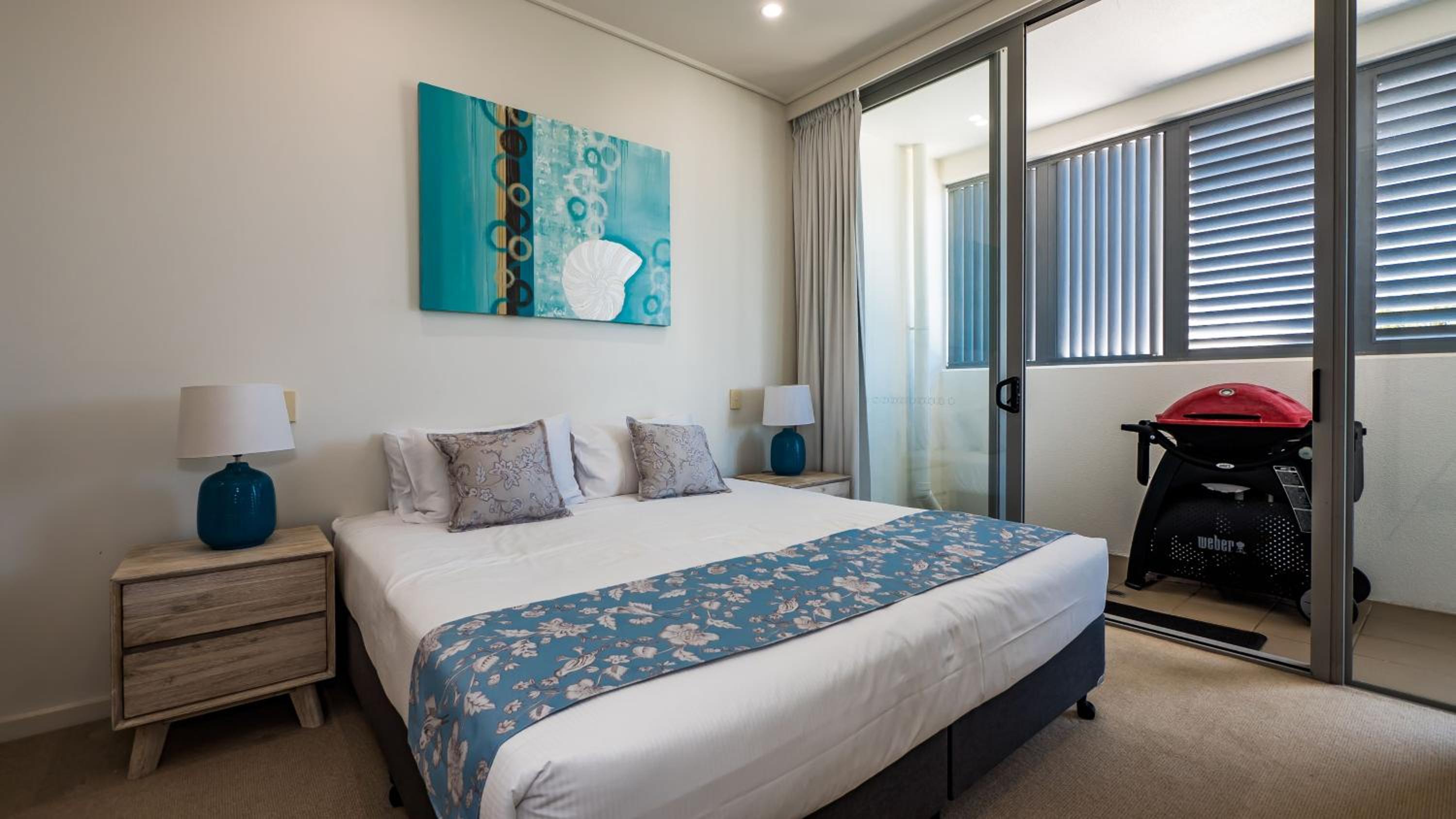 Two-Bedroom Ocean View and Rooftop Spa