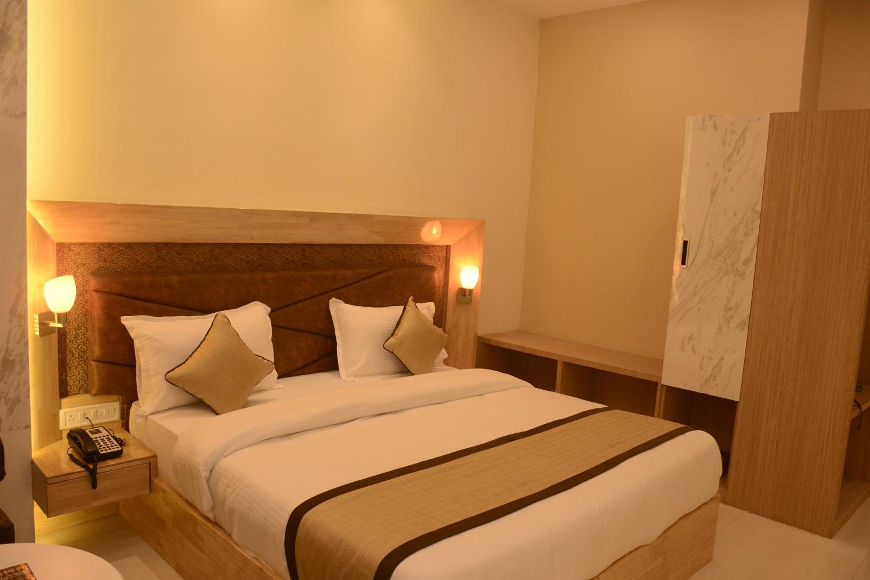 Premiere Room - Photo 1