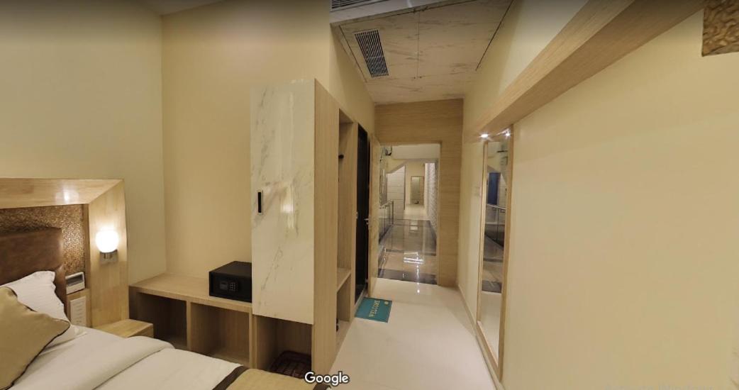 Premiere Room - Photo 4