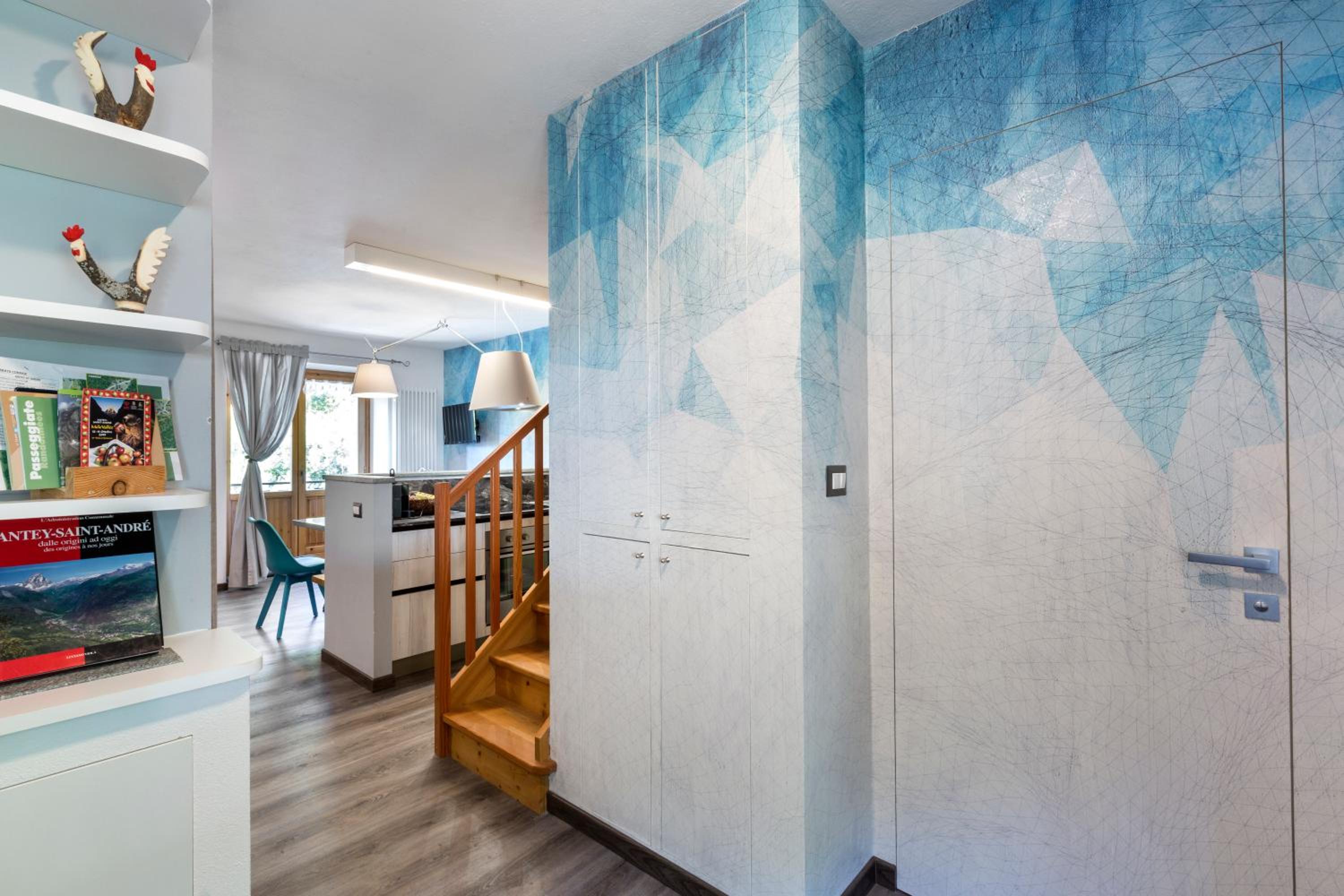 Superior One-Bedroom Apartment - Split Level - Photo 8