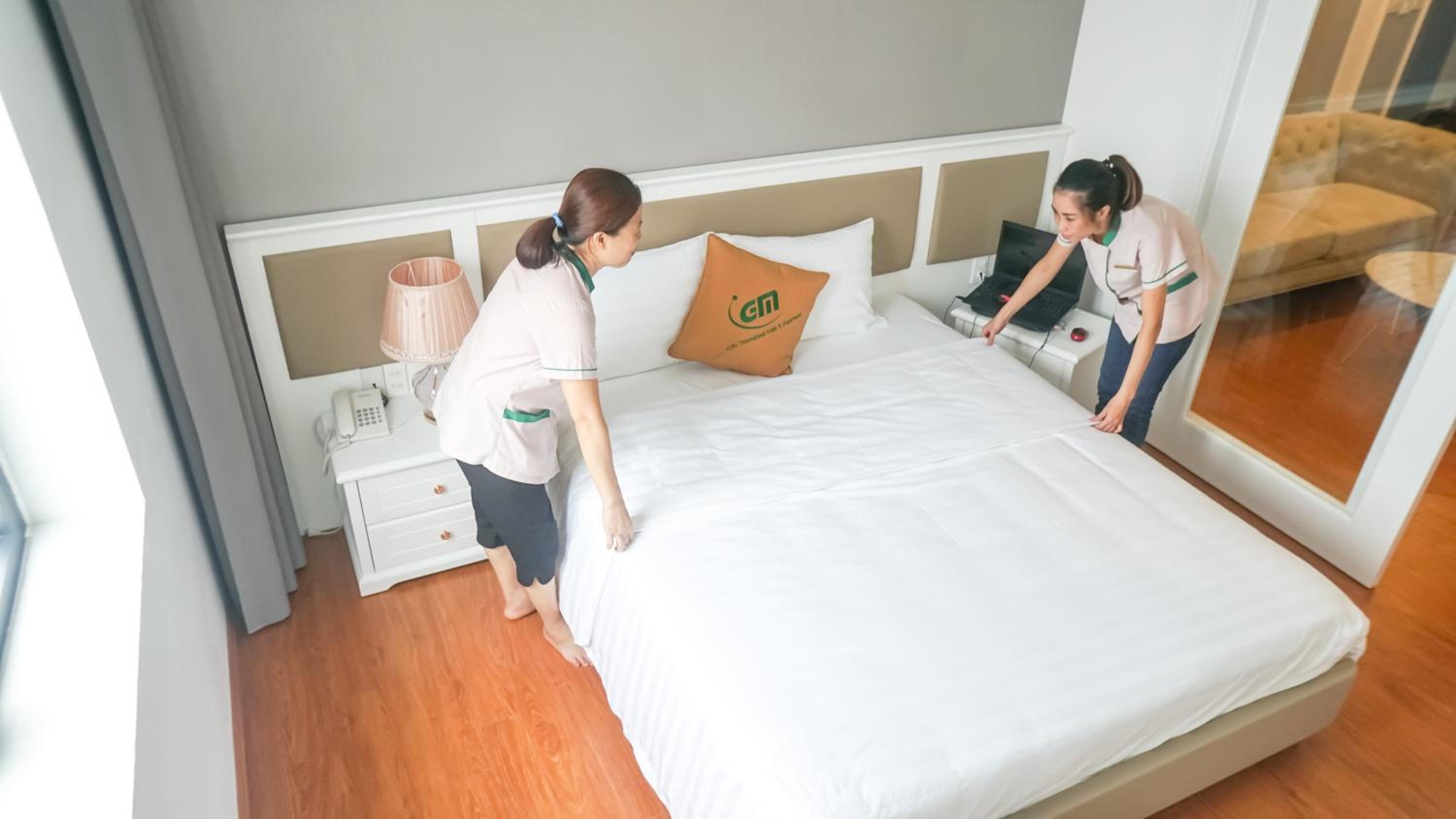 Deluxe Apartment - Photo 2