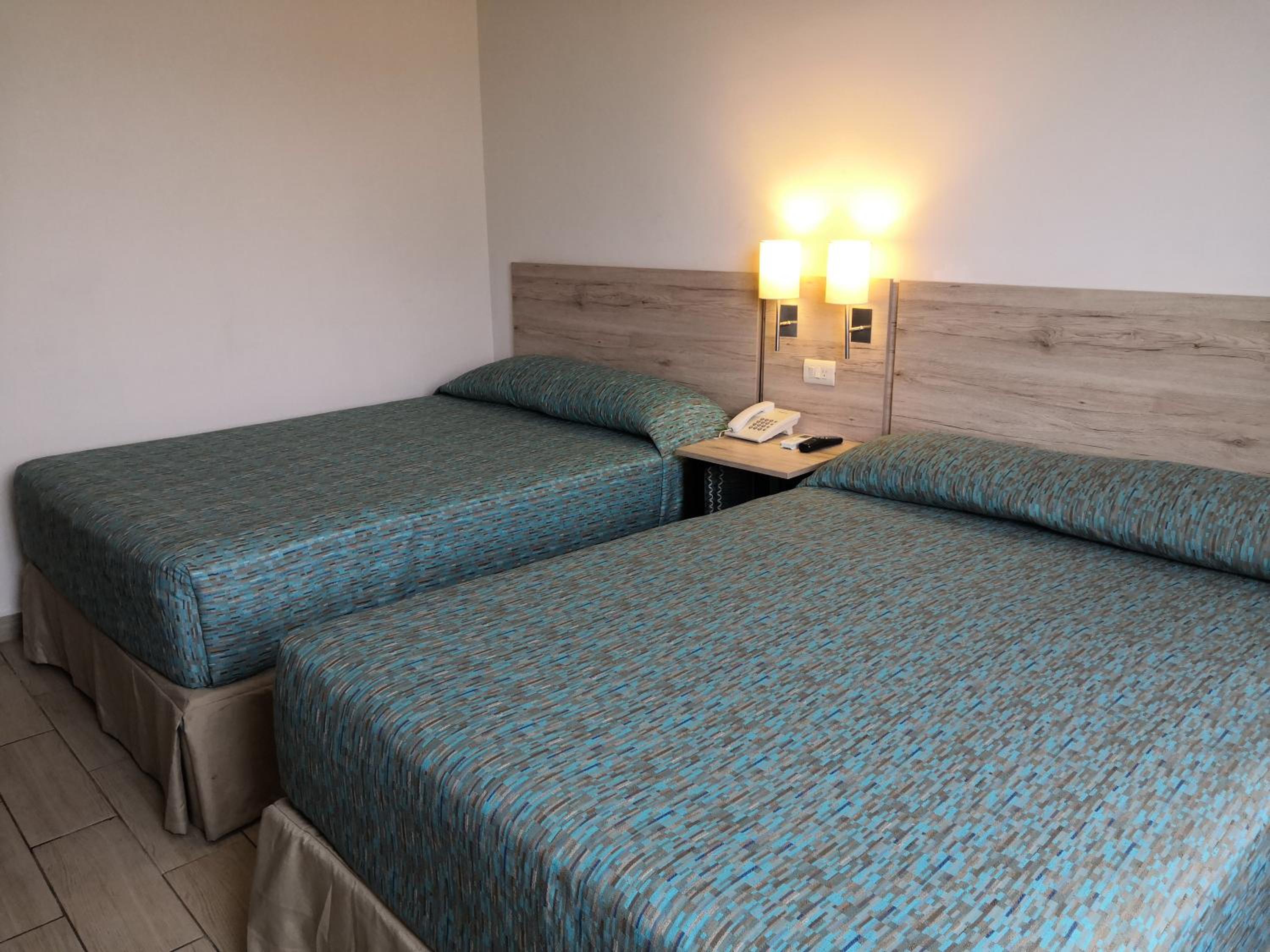 Standard Double Room with Two Double Beds - Photo 6