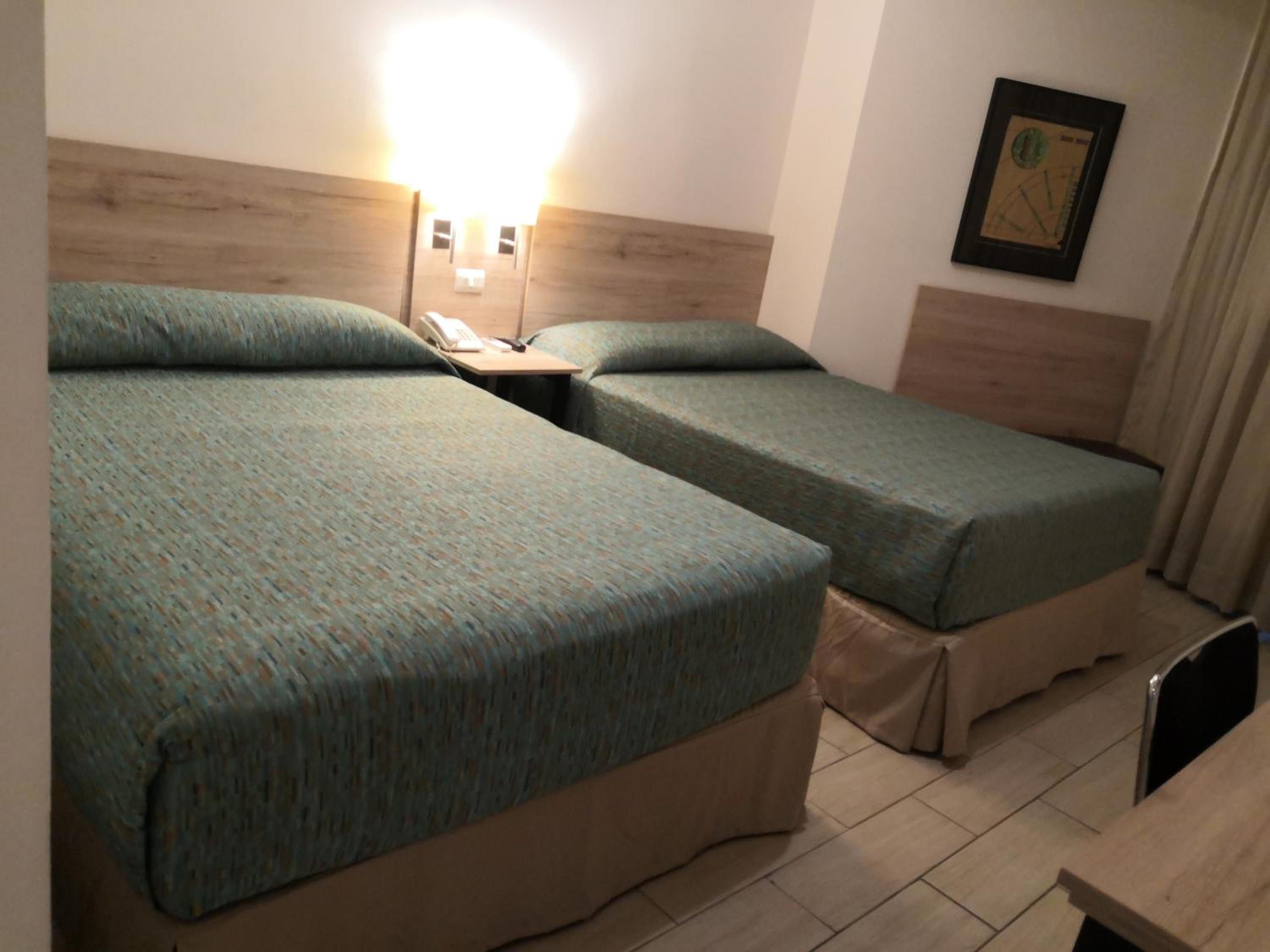 Standard Double Room with Two Double Beds - Photo 7