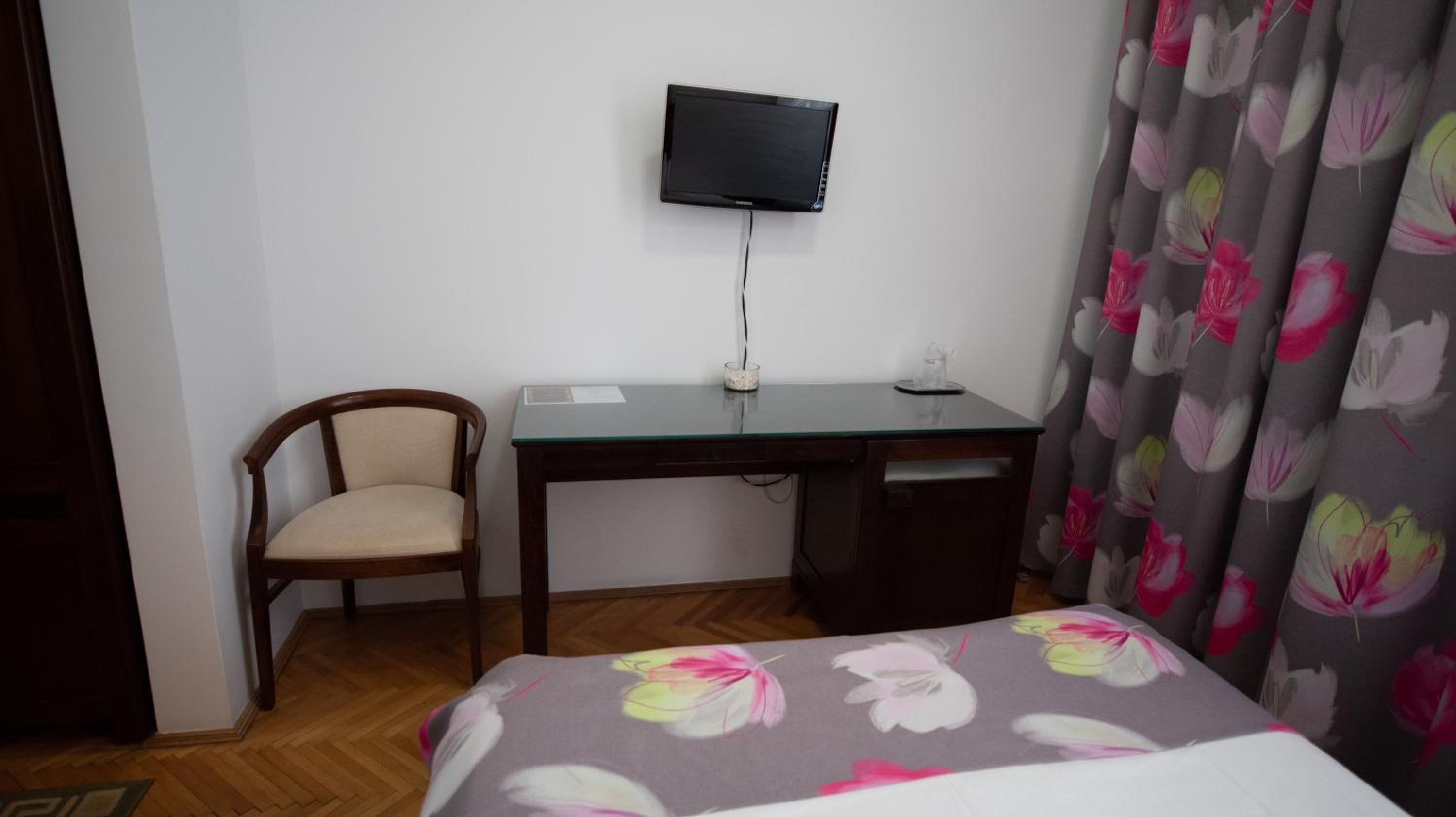 Double or Twin Room - Photo 46