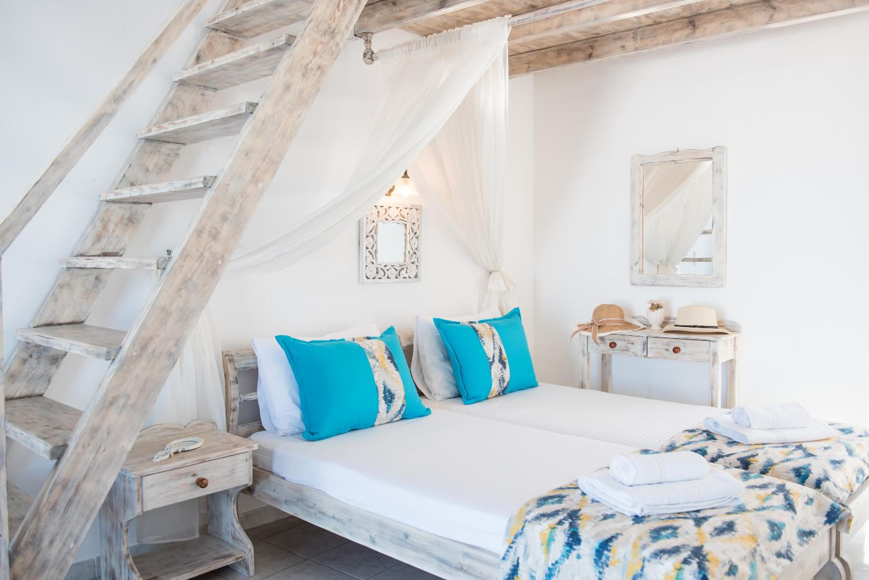 Superior Sea View Loft Room - Photo 8