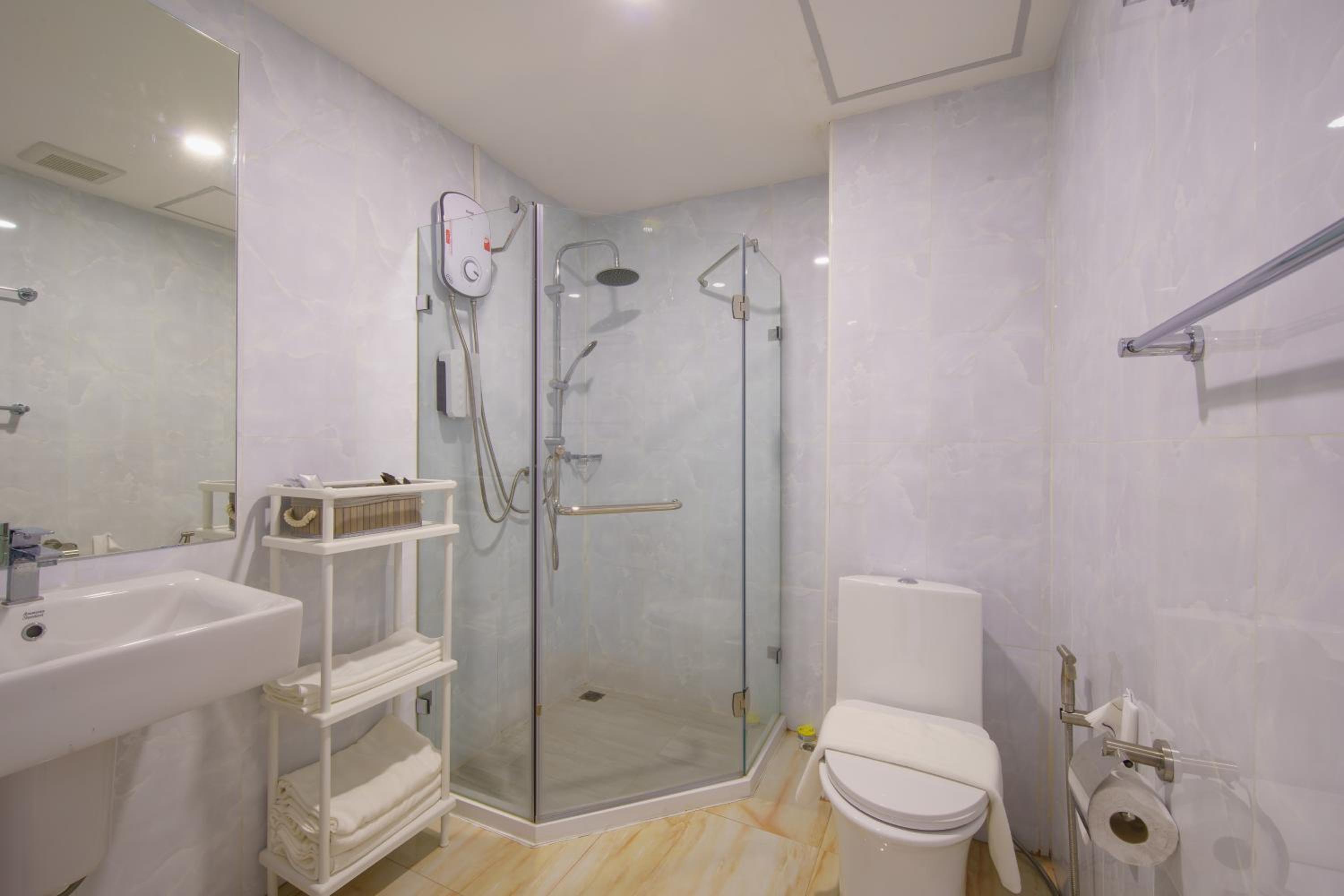 Family Studio - Photo 11