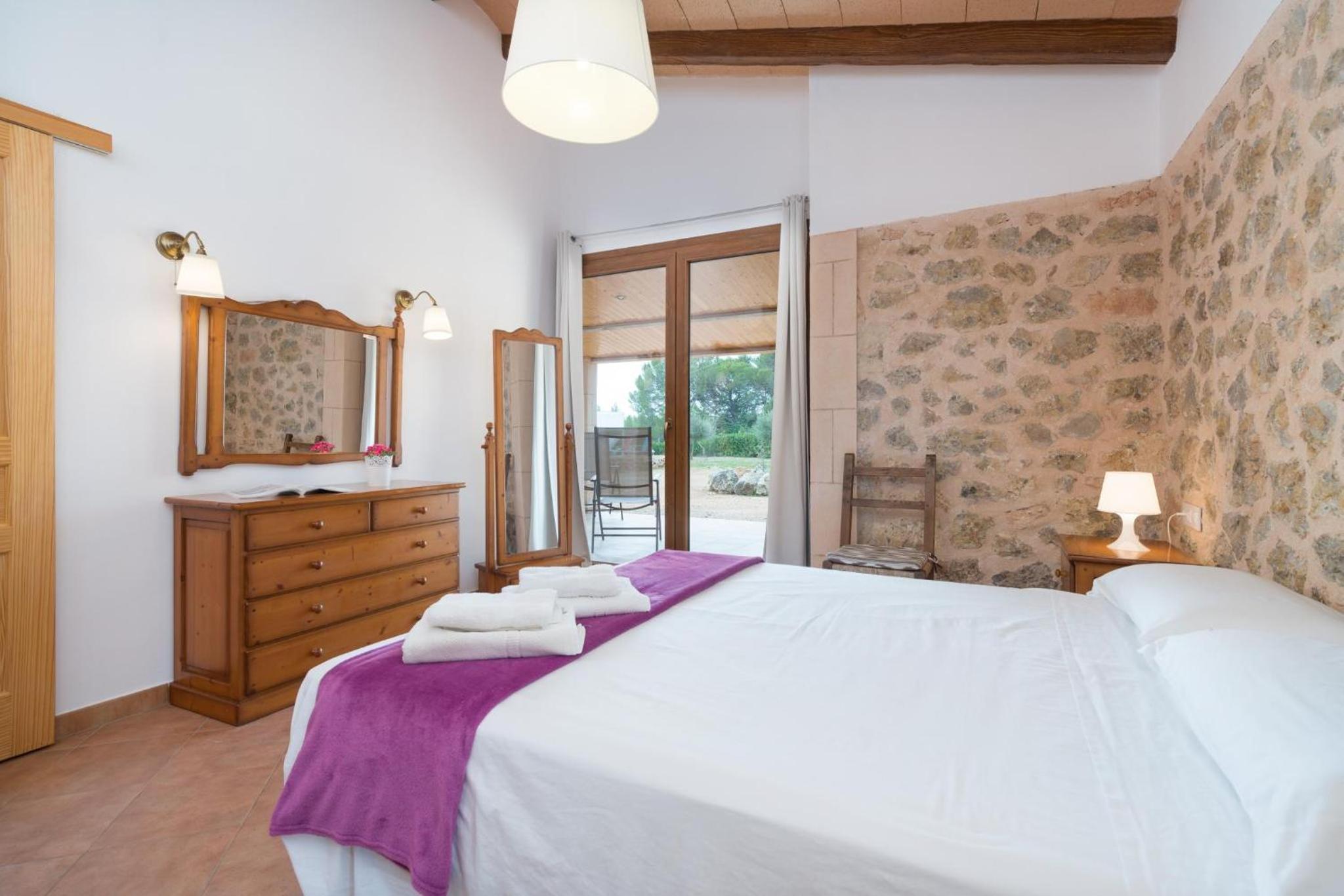 Villa de Tres Habitaciones