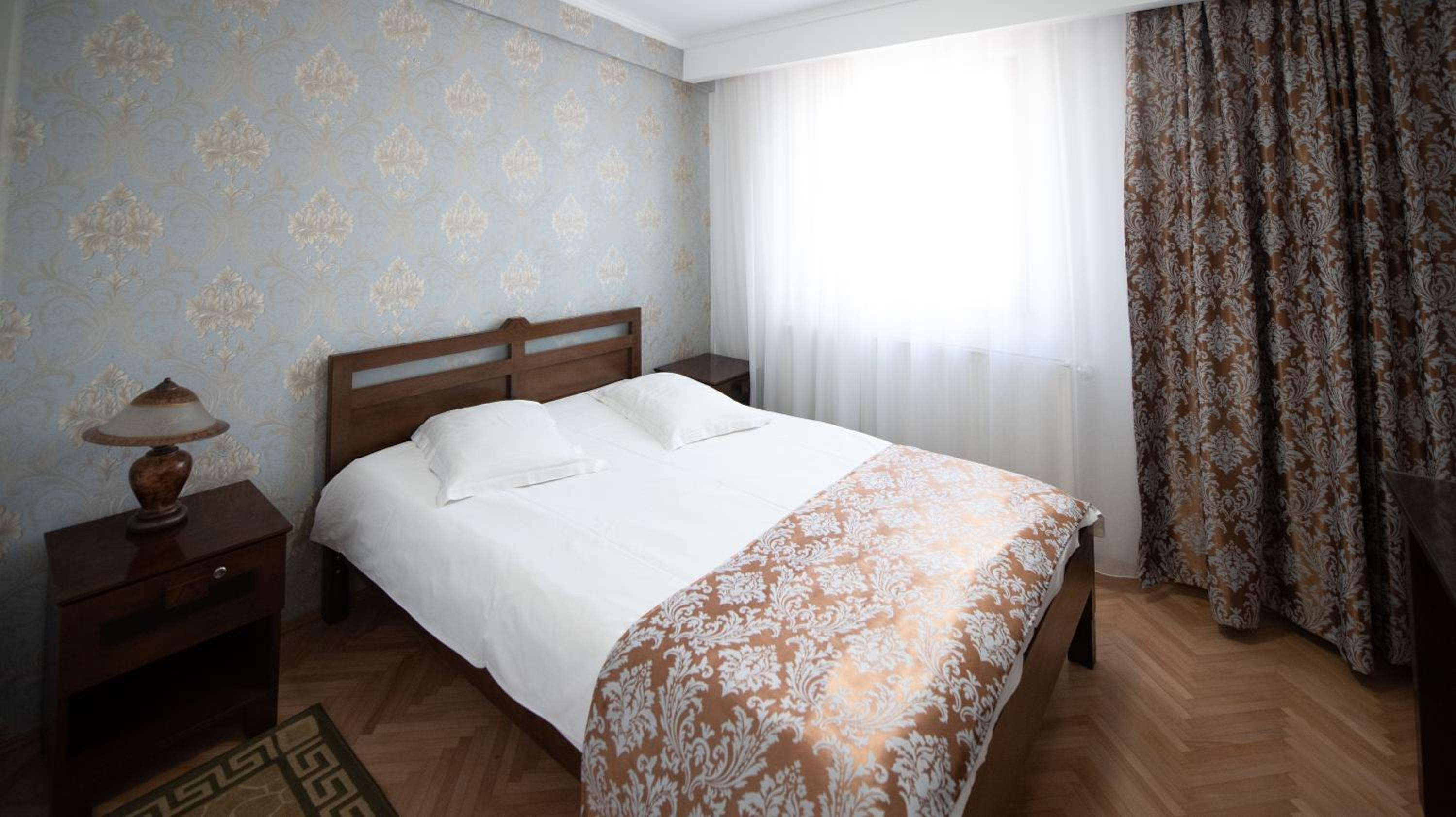 Double or Twin Room - Photo 15