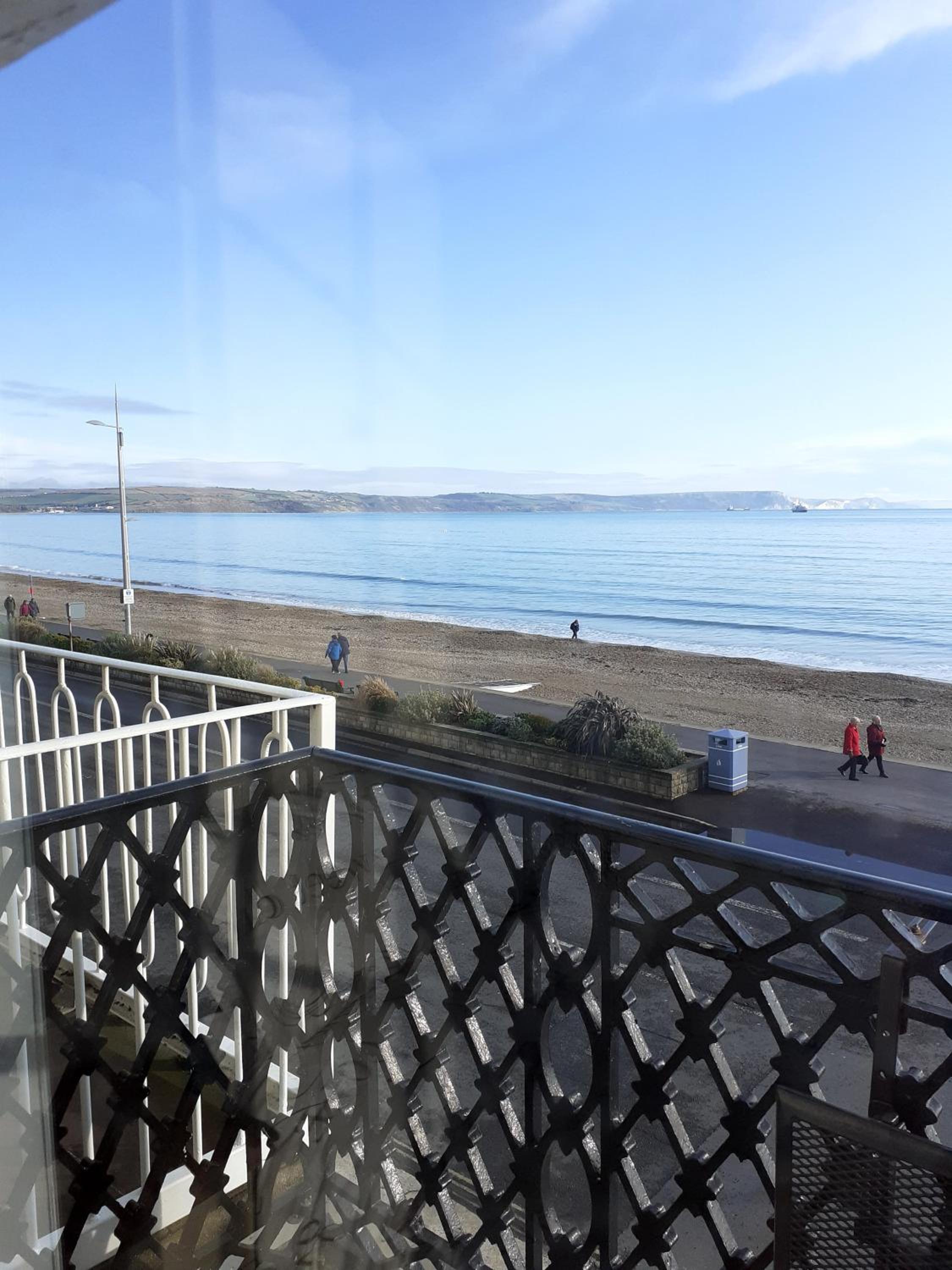 Double Room with Sea View - Photo 4