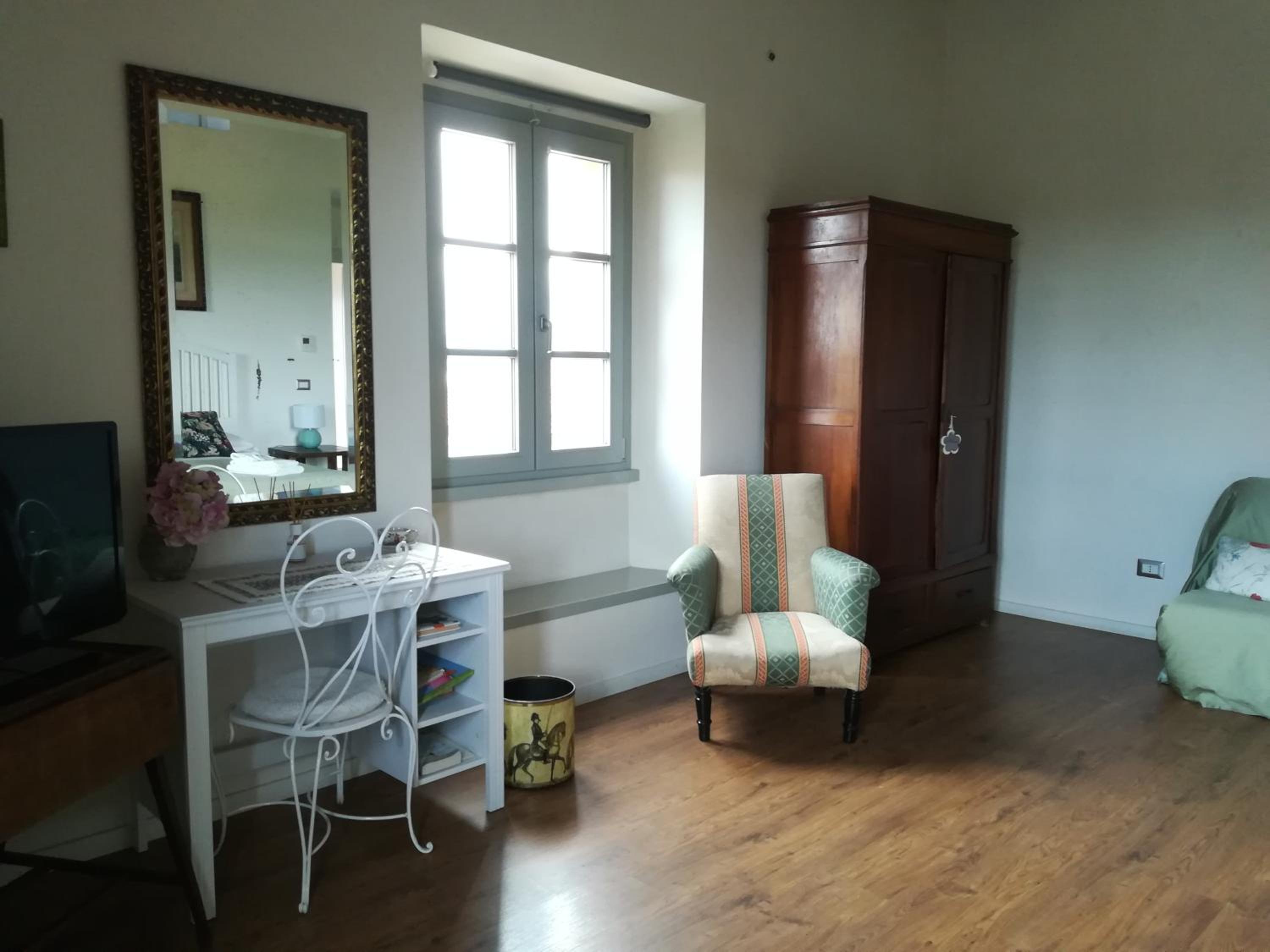 Triple Room with Private Bathroom - Photo 5