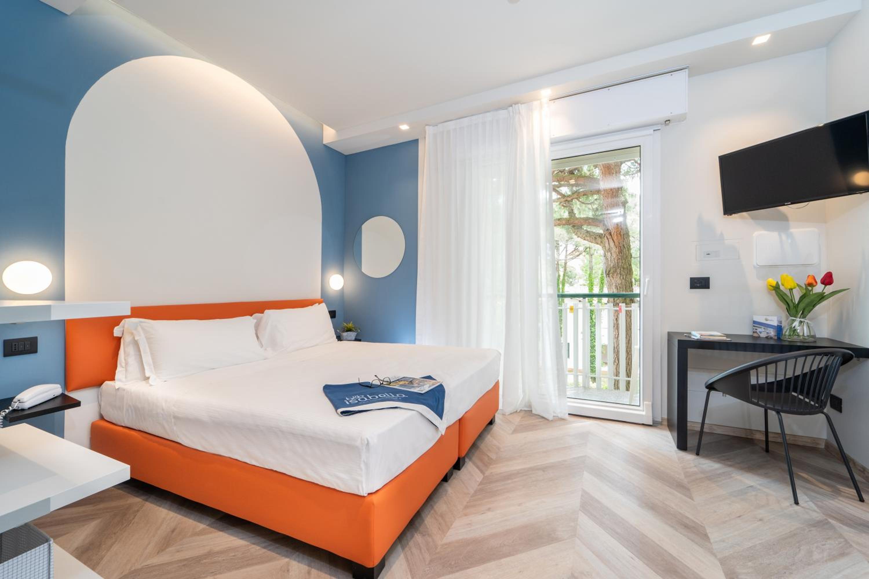 Deluxe Double or Twin Room - Photo 1