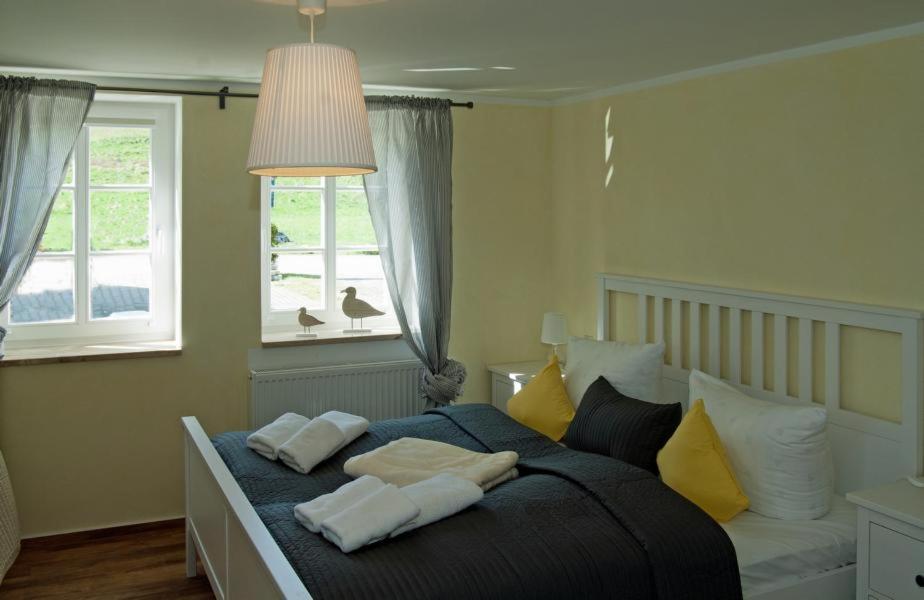 Apartment with Mountain View photo 1