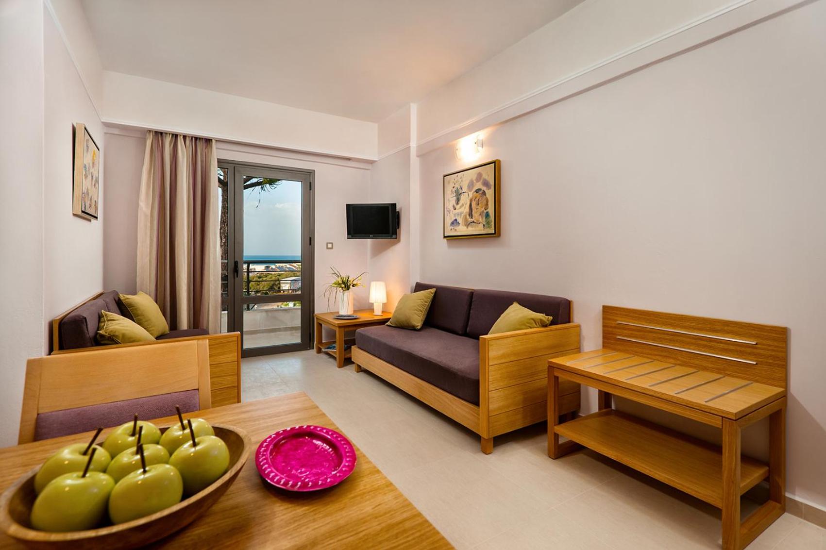 Family Room with Pool or Garden View - Photo 13
