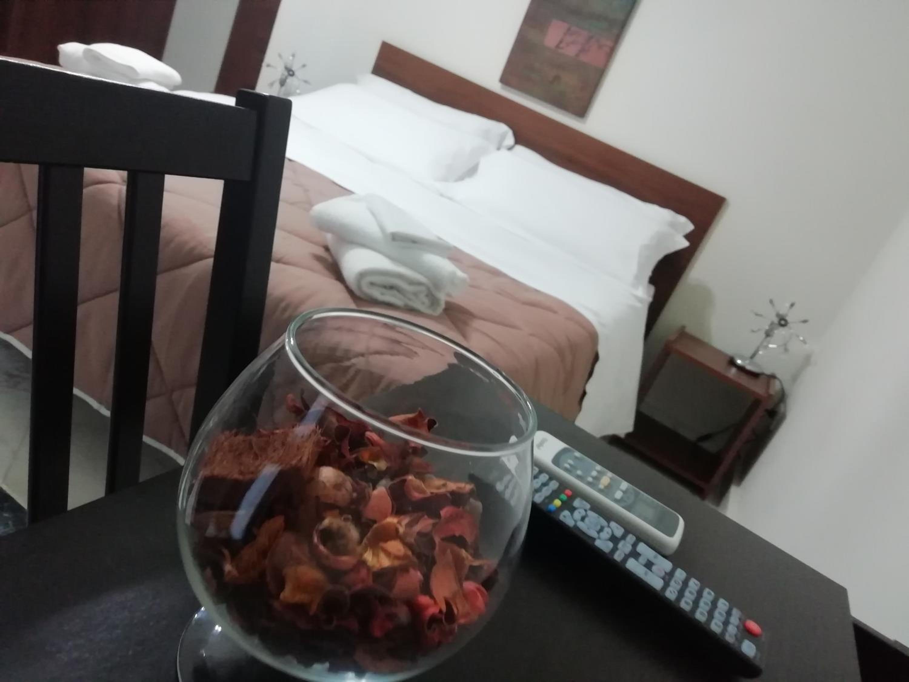 Double Room with Balcony - Photo 17