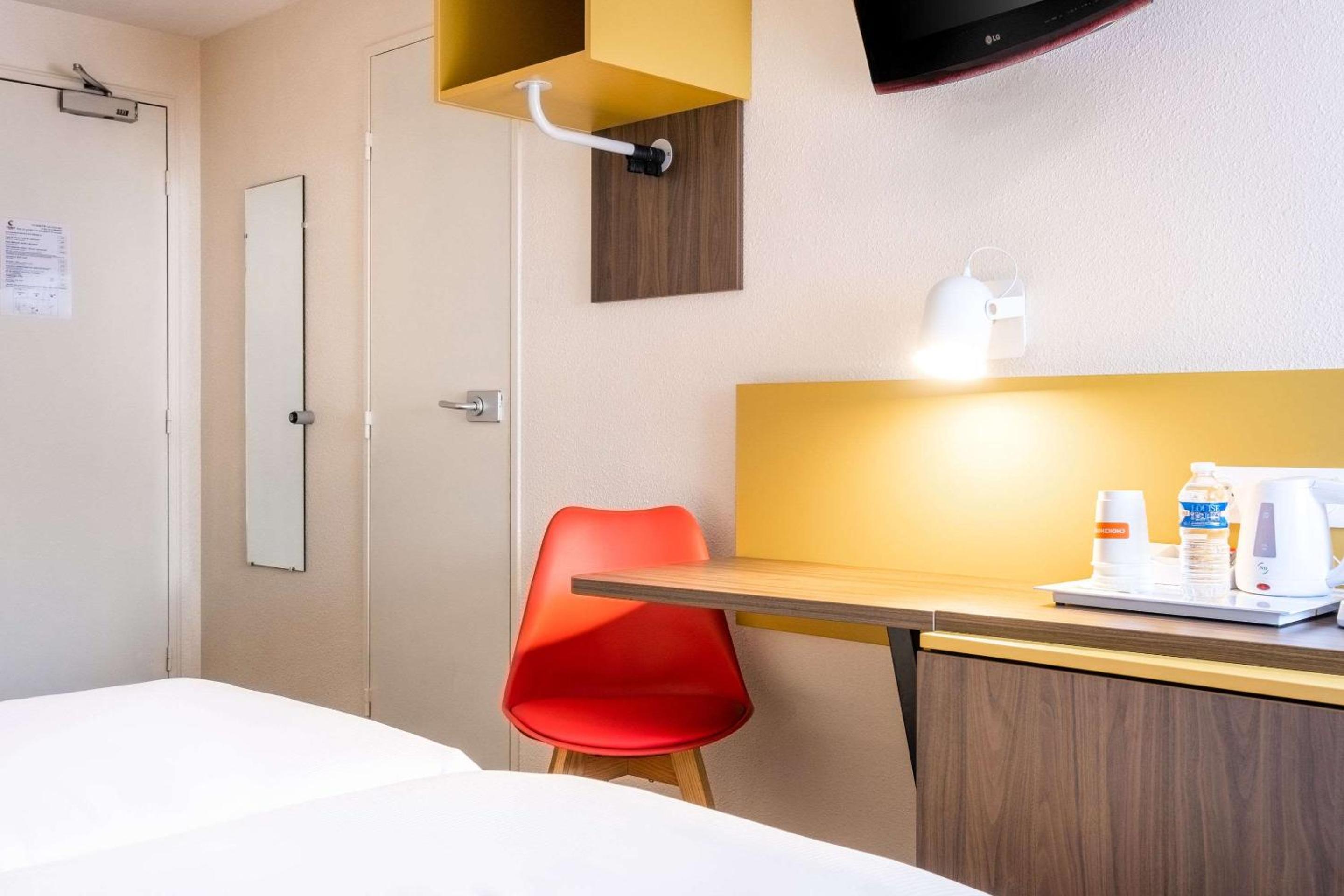 Twin Room - Photo 4