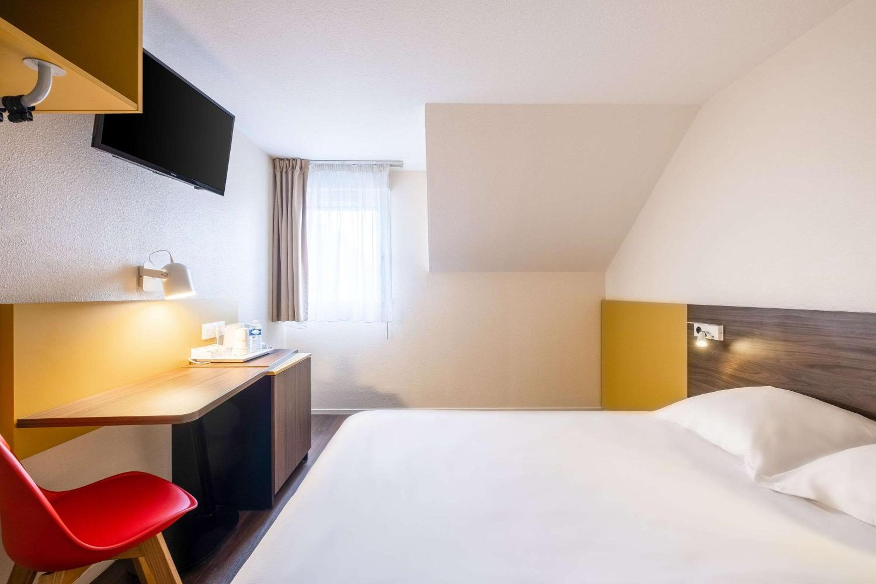 Double Room - Photo 2