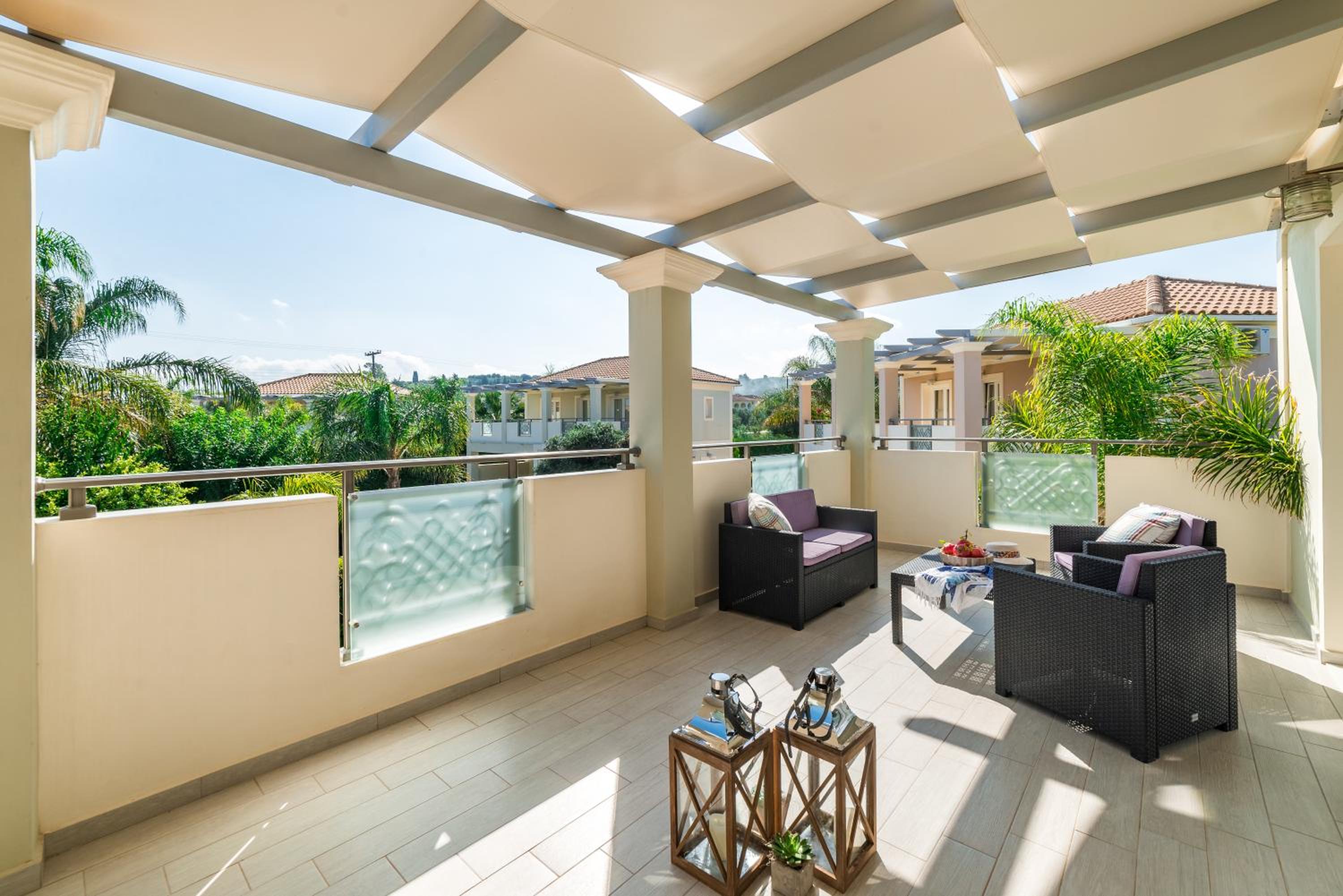 Three-Bedroom Villa - Photo 46